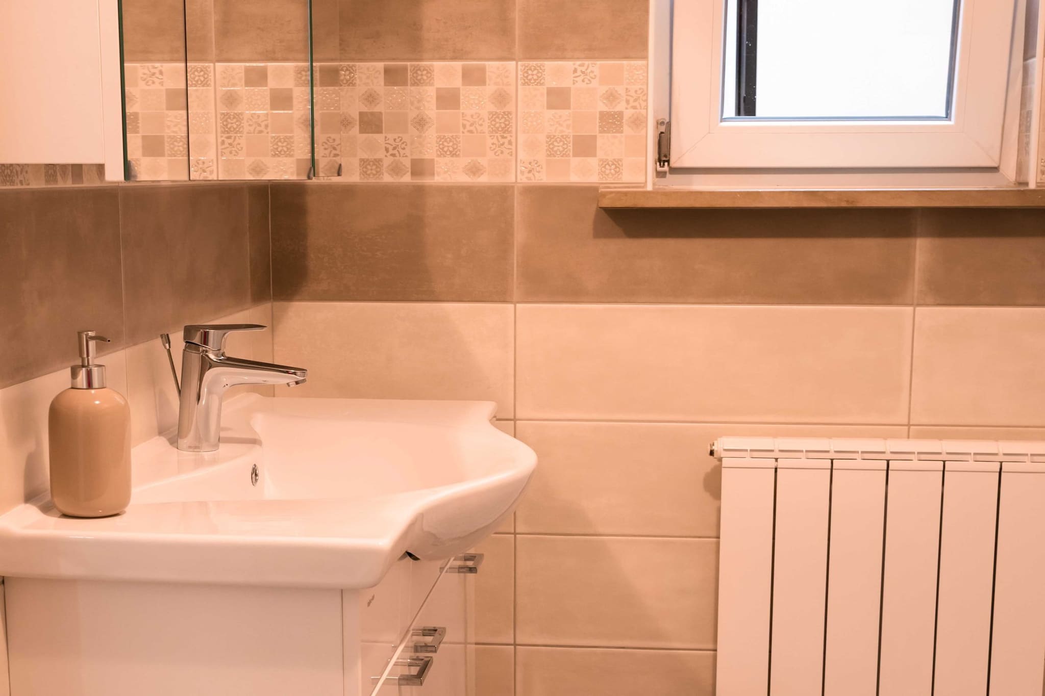 Izola Spacious Apartment with Terrace and Patio - Three Bedroom Apartment with Terrace-Badkamer