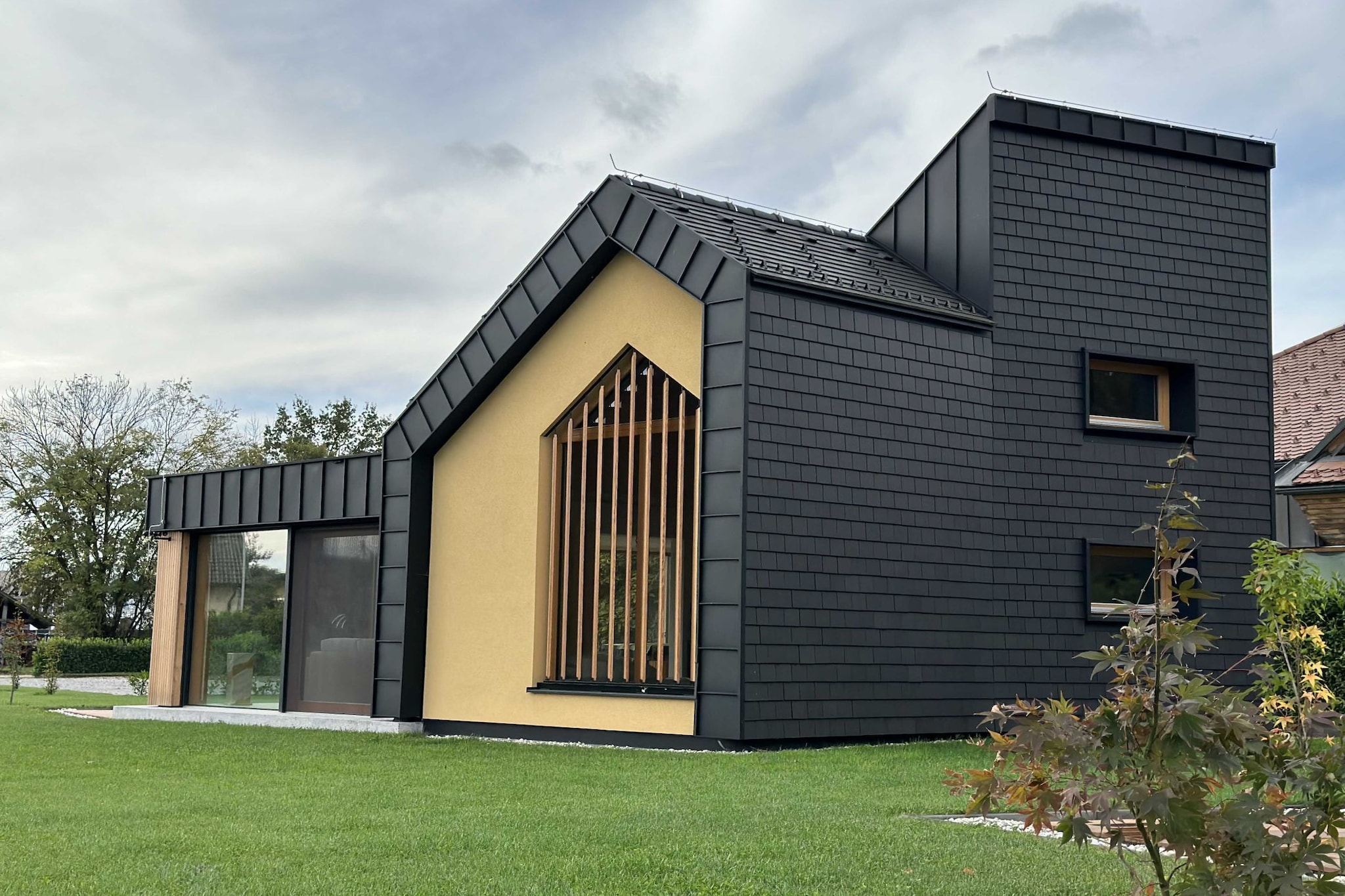 Elegant Warm Bliss Hideaway Escape Lodge - Holiday Home with Hot-Tub and Sauna (owner Excellency)-Outdoor