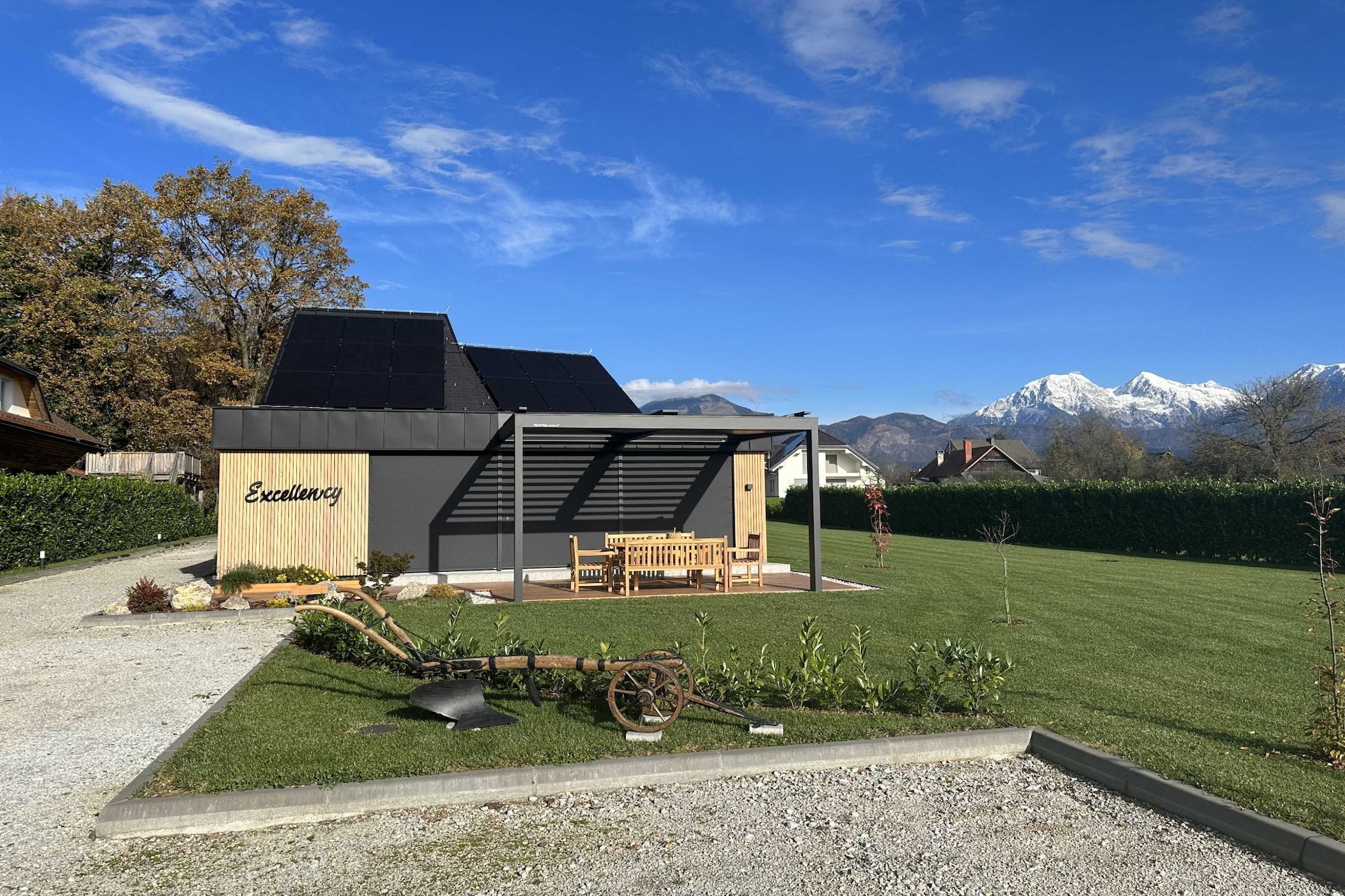 Elegant Warm Bliss Hideaway Escape Lodge - Holiday Home with Hot-Tub and Sauna (owner Excellency)-Outdoor
