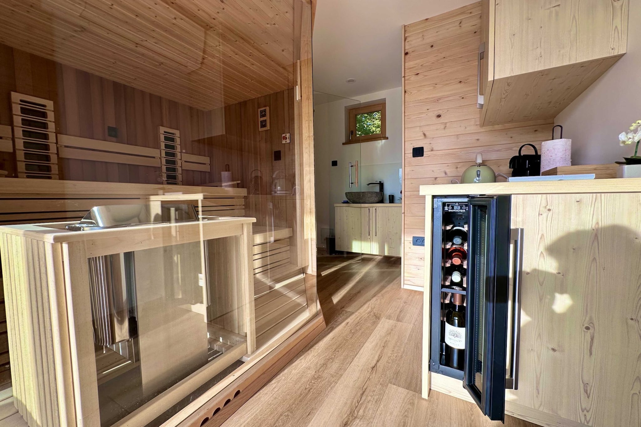 Elegant Warm Bliss Hideaway Escape Lodge - Glamping (owner Desiree)-Kitchen