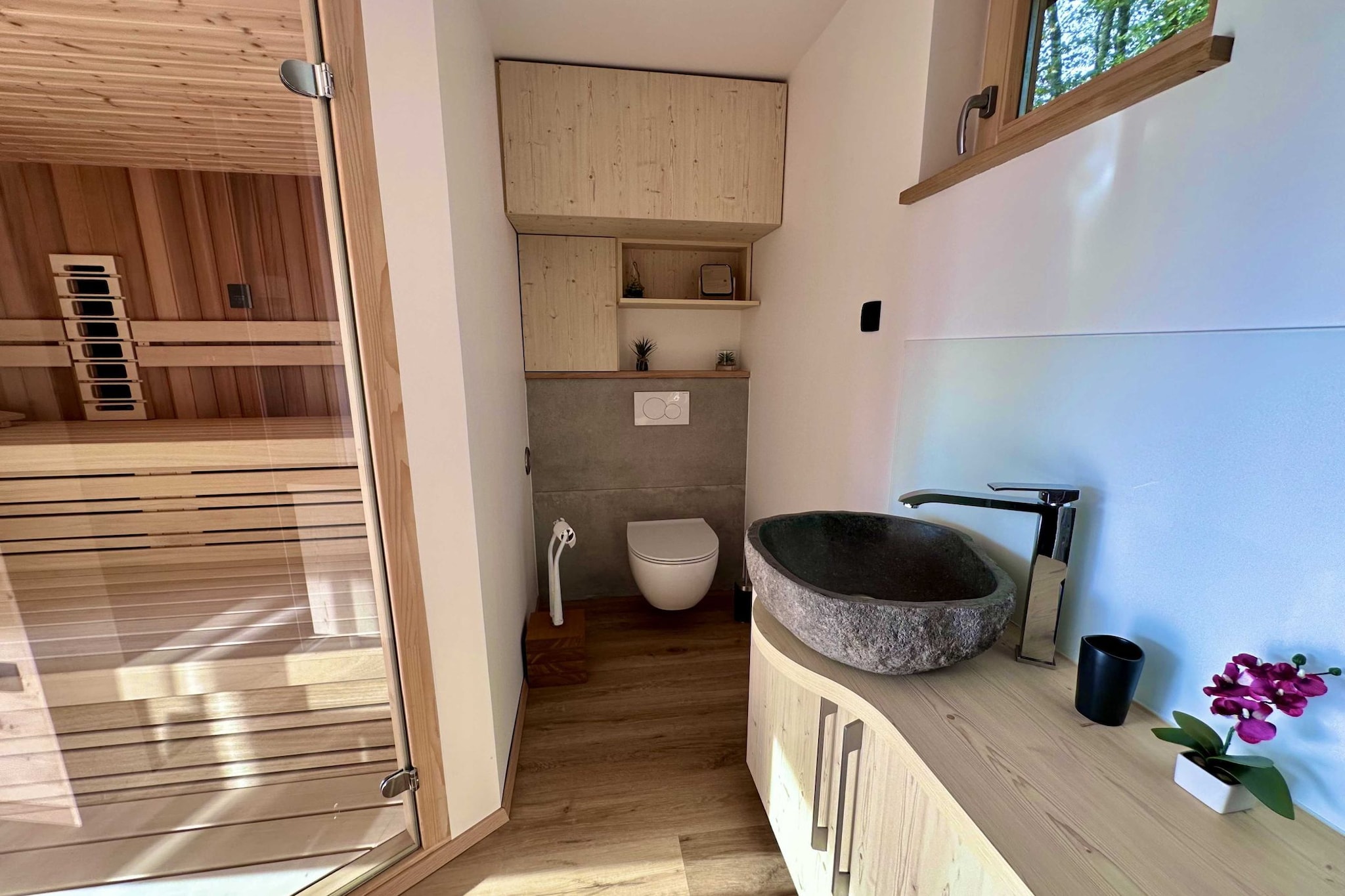 Elegant Warm Bliss Hideaway Escape Lodge - Glamping (owner Desiree)-Bathroom