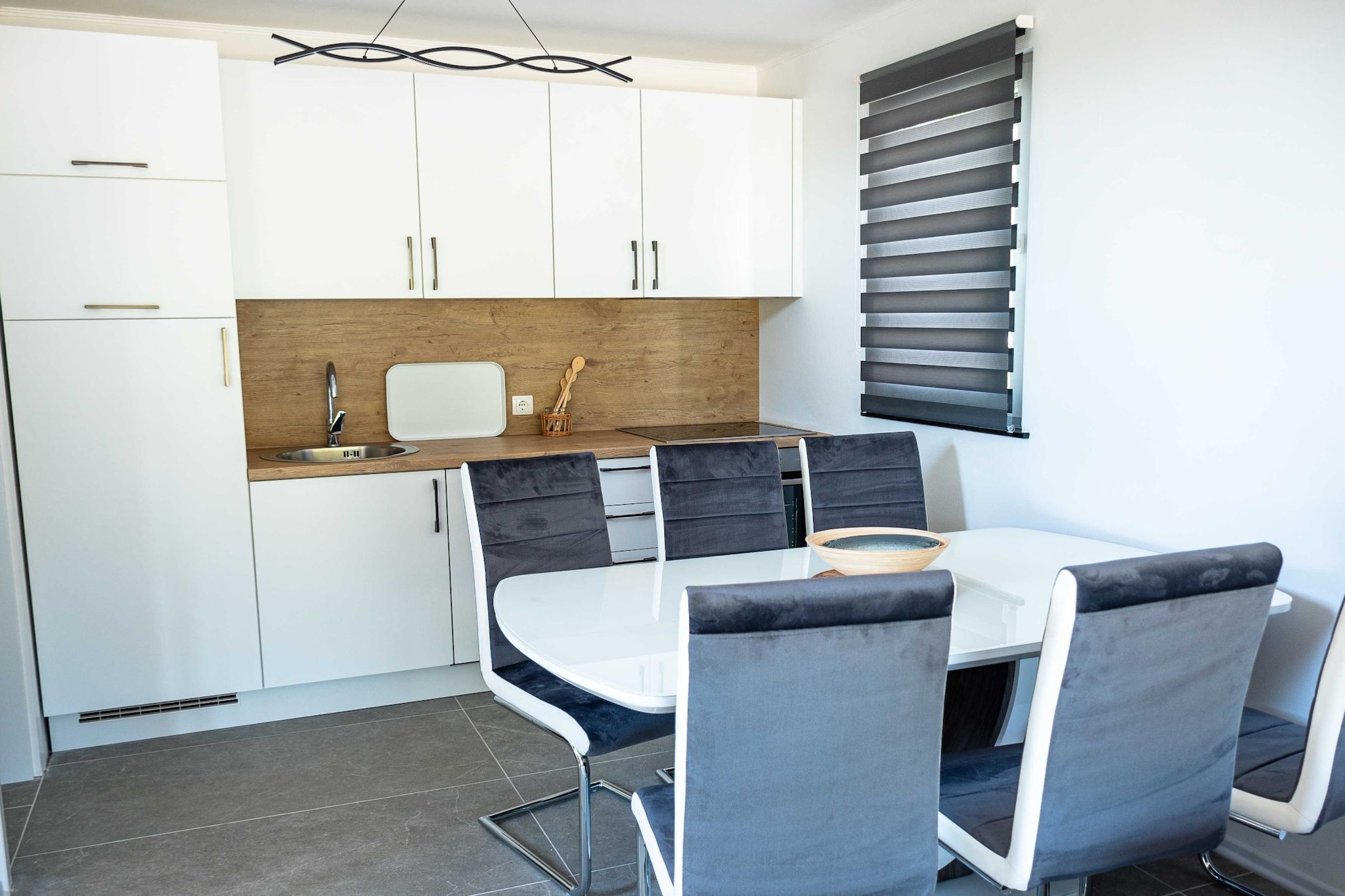 Tranquil Luxe Thermal Escape Mobile Home - Comfort Mobile Home with Terrace  (owner 4090)-Keuken