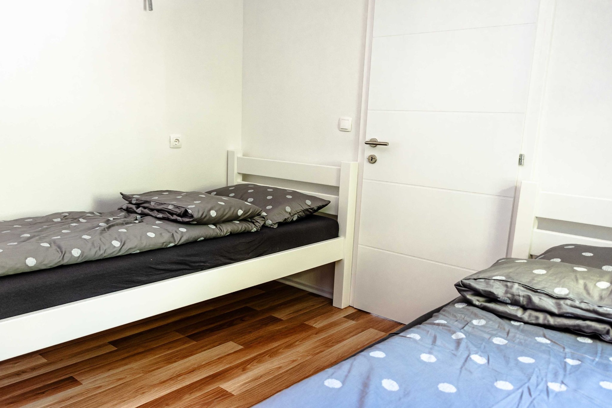 Tranquil Luxe Thermal Escape Mobile Home - Premium Mobile Home with Terrace (owner 4052)-Slaapkamer