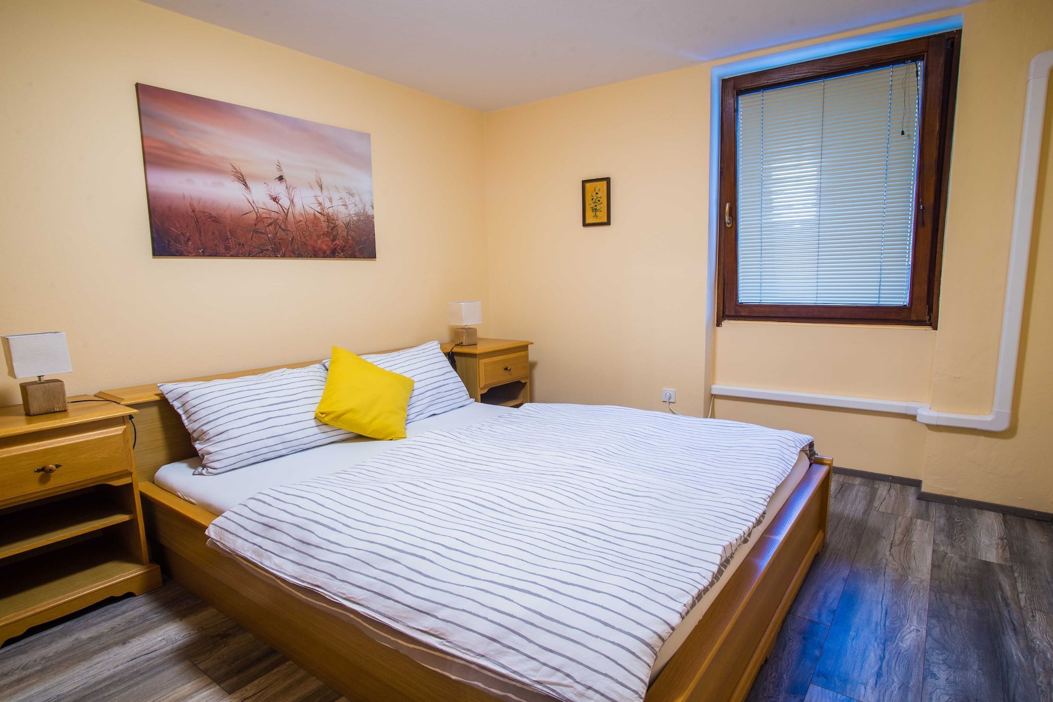 Luce Hilltop Cozy Apartment - Two Bedroom Apartment-Chambre