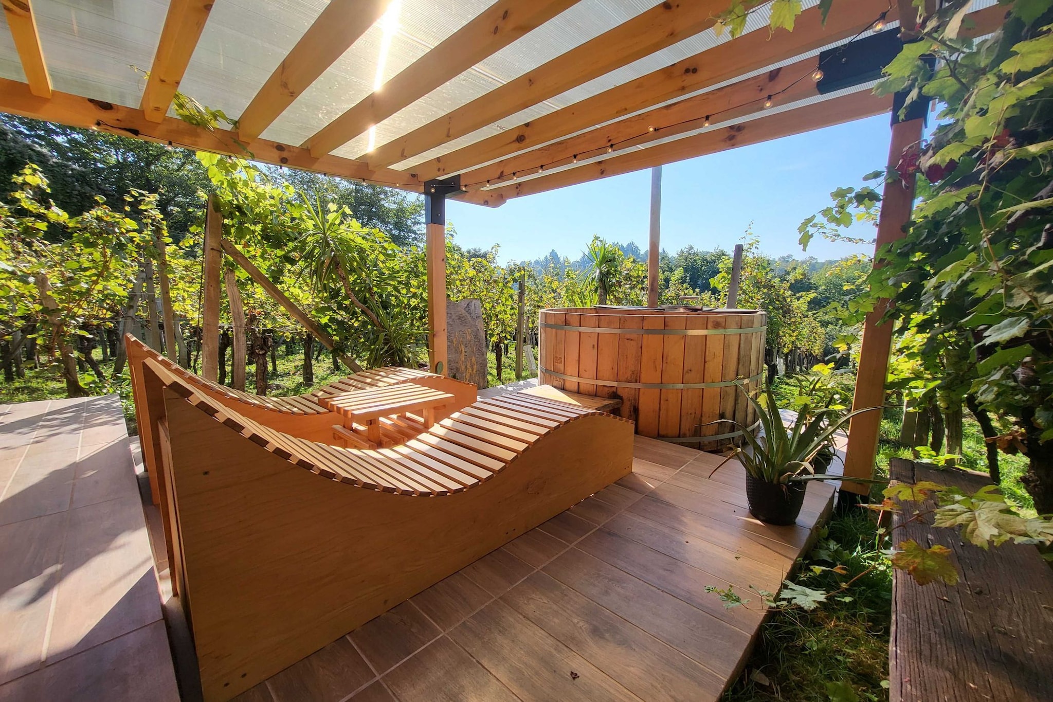 Harvest Horizon Holiday Home with Sauna - One Bedroom Holiday Home-Buitenlucht