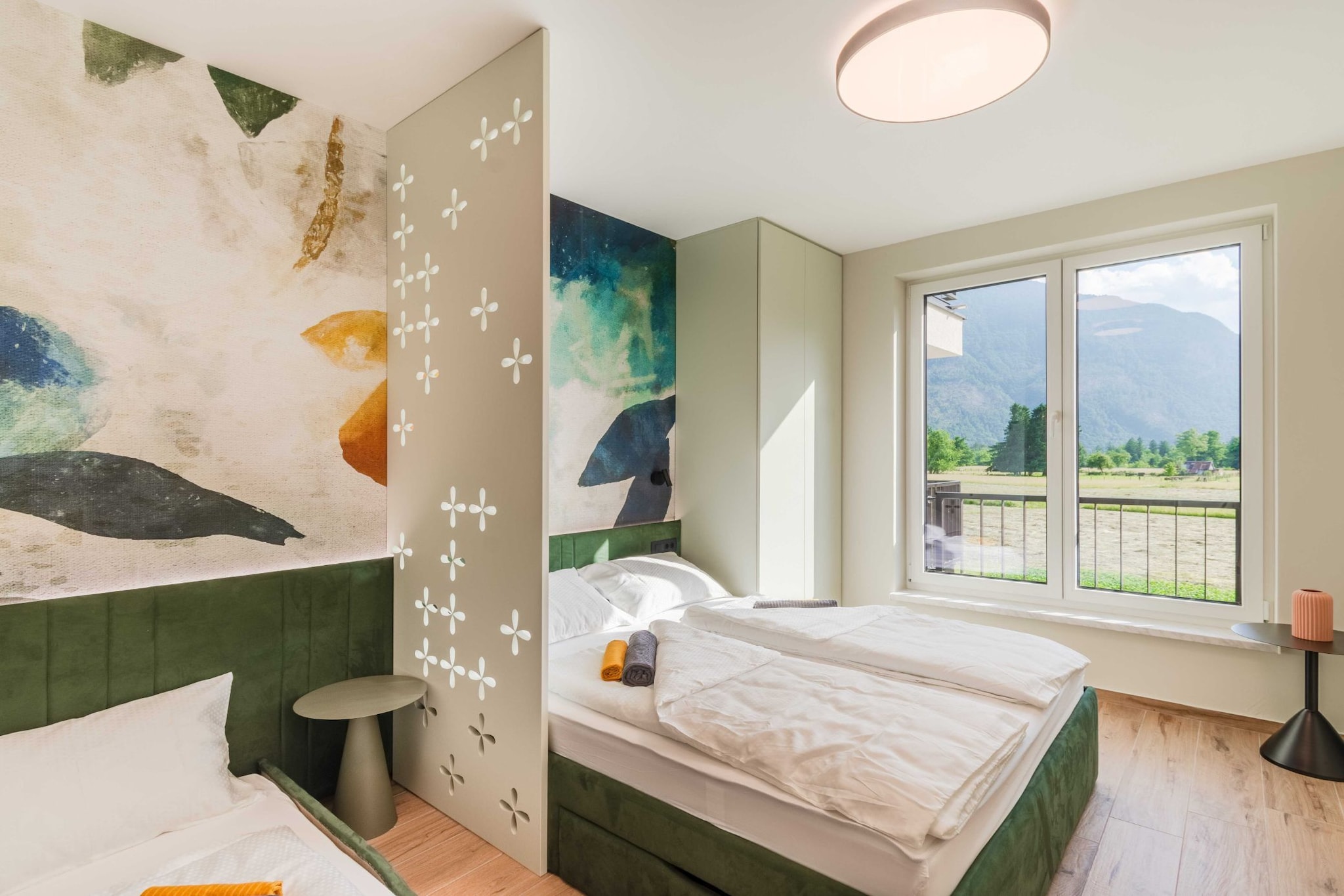 Bovec Chic Apartment with Sauna - One Bedroom Apartment with Balcony-Chambre