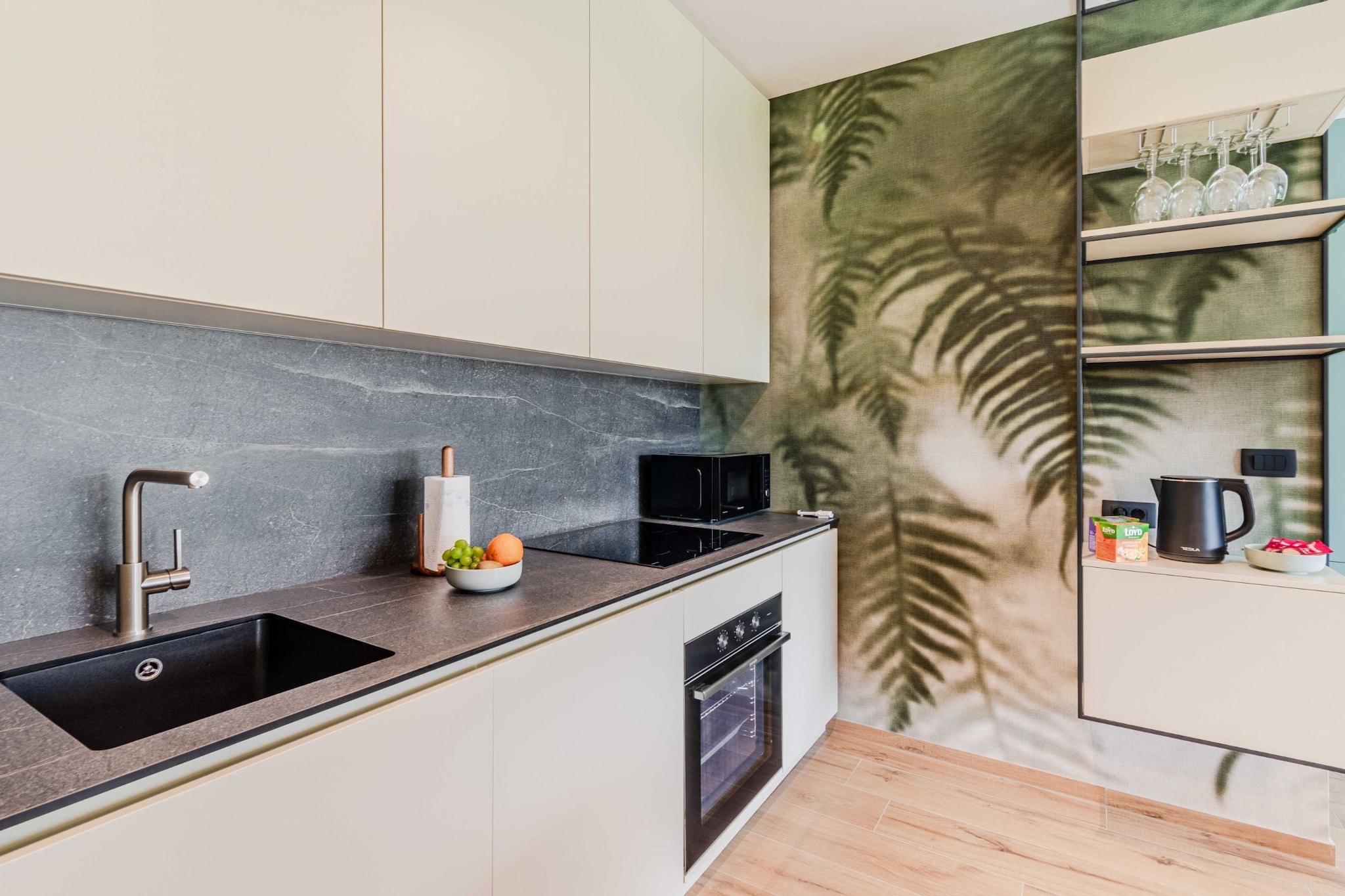Bovec Chic Apartment with Sauna - One Bedroom Apartment with Balcony-Cuisine