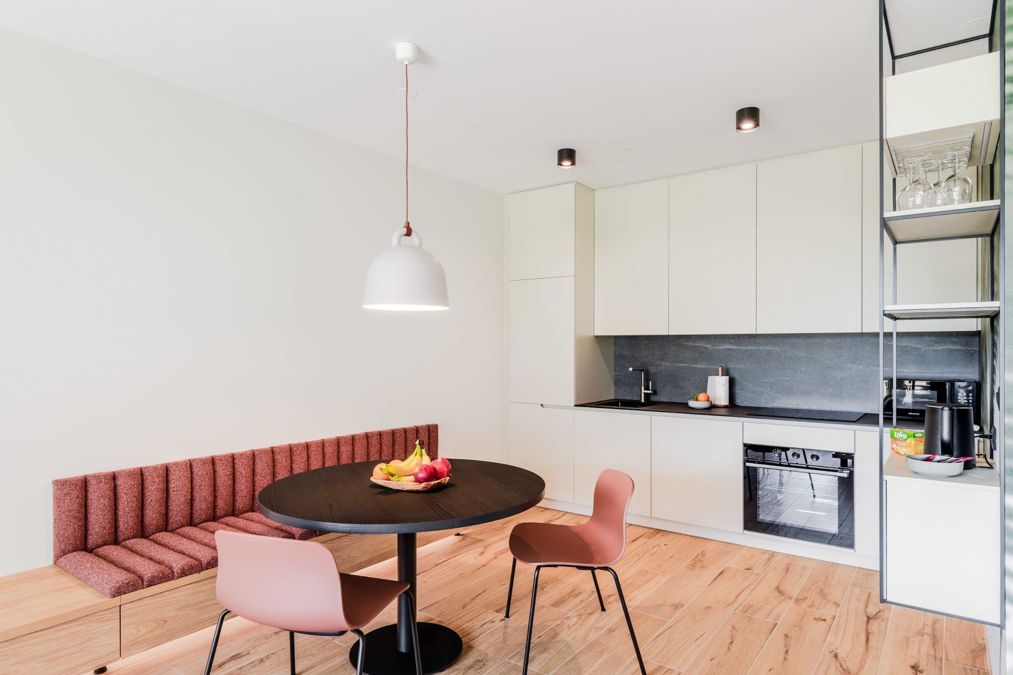 Bovec Chic Apartment with Sauna - One Bedroom Apartment with Balcony-Cuisine