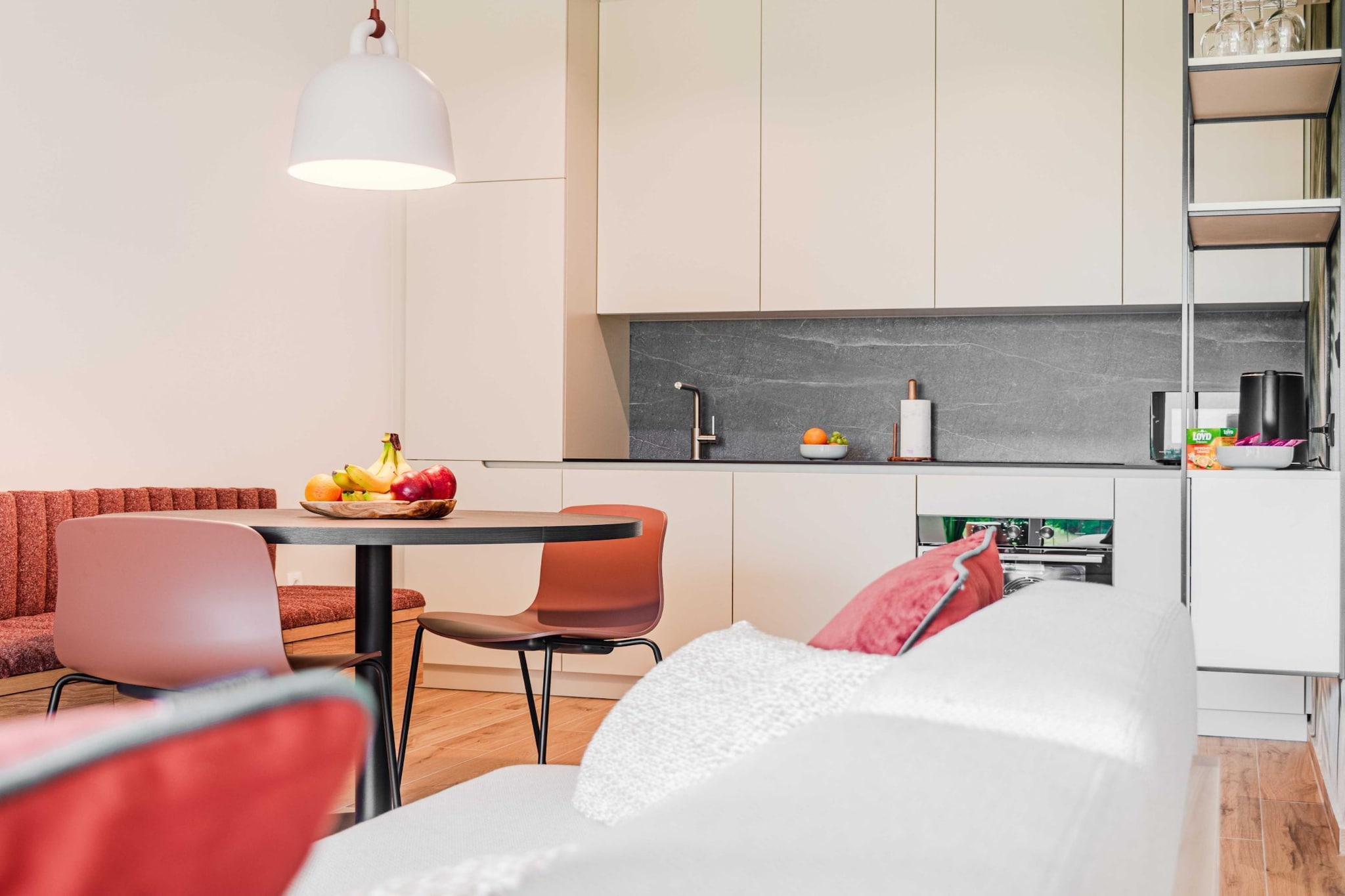 Bovec Chic Apartment with Sauna - One Bedroom Apartment with Balcony-Cuisine