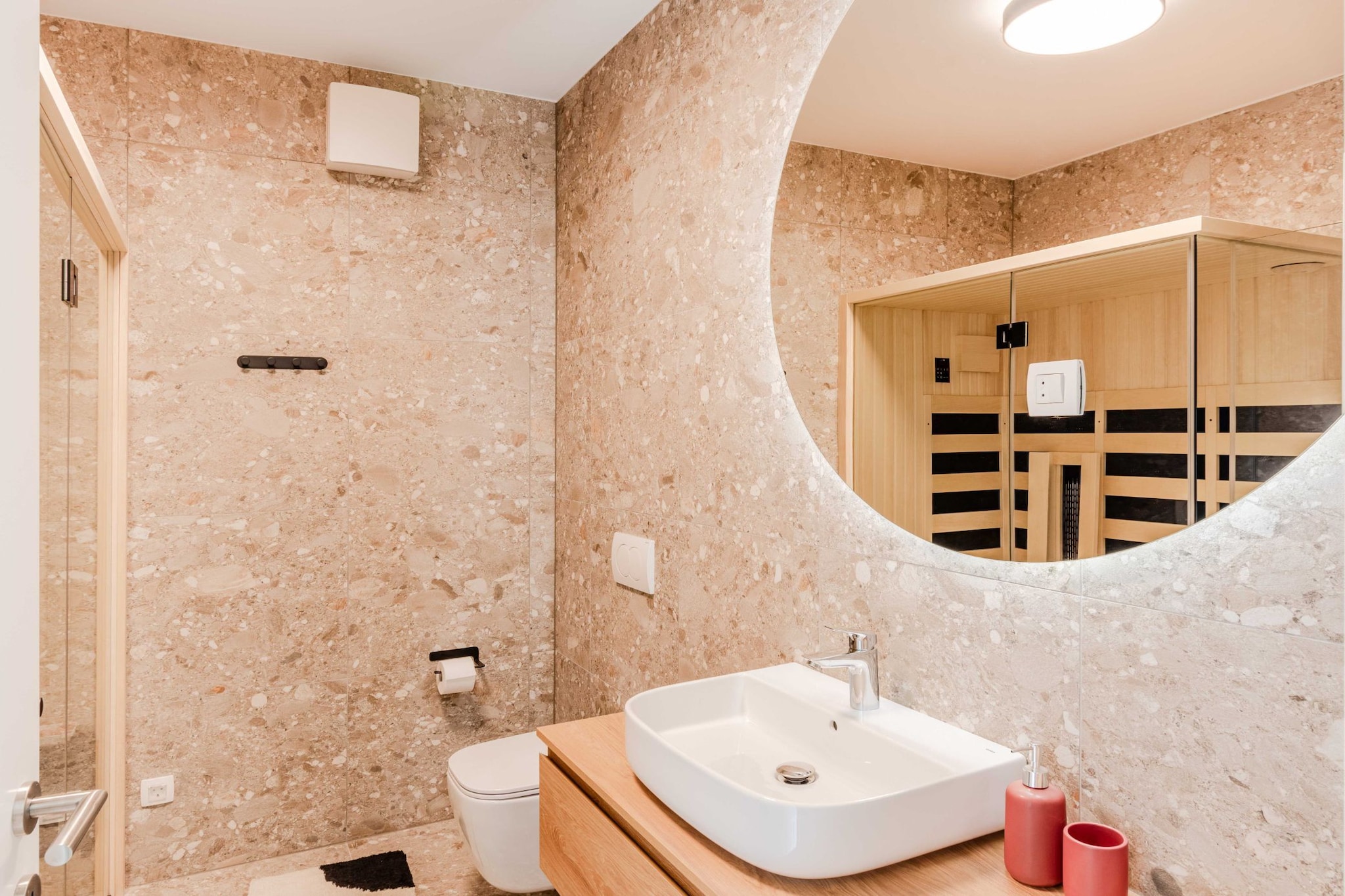 Bovec Chic Apartment with Sauna - One Bedroom Apartment with Balcony-Salle de bain