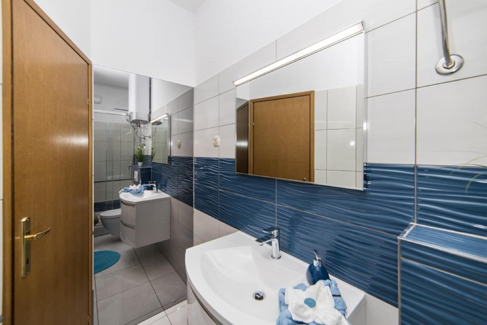 Apartments Tafra - One Bedroom Apartment 2-Badkamer