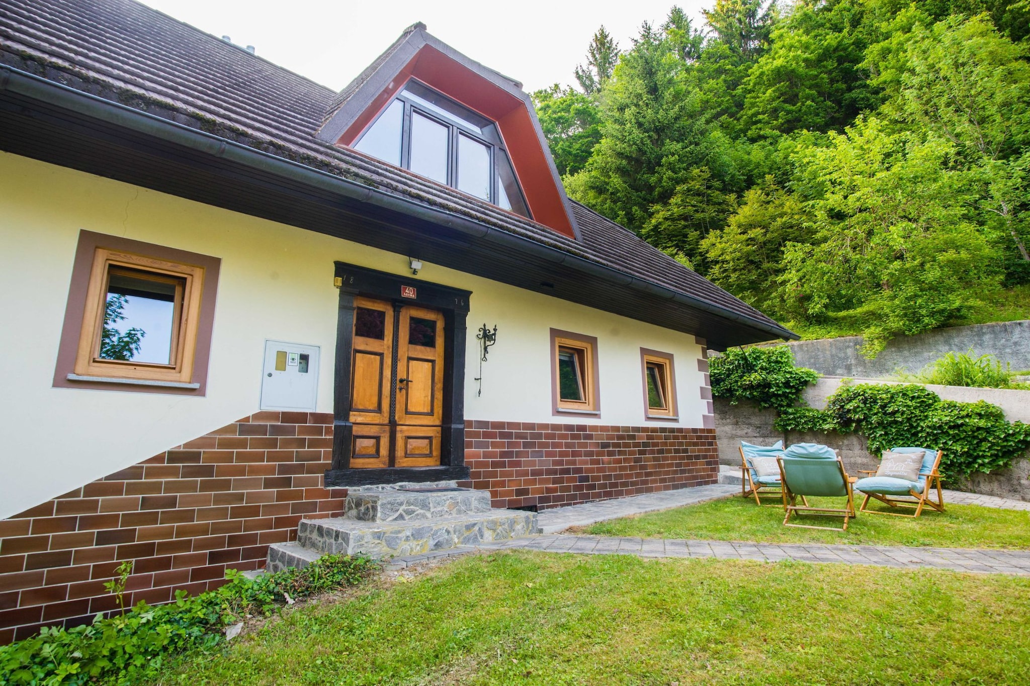 Rustic Authentic Holiday Home with Terrace and Wood Stove - Three Bedroom Holiday Home with Terrace-Extérieur
