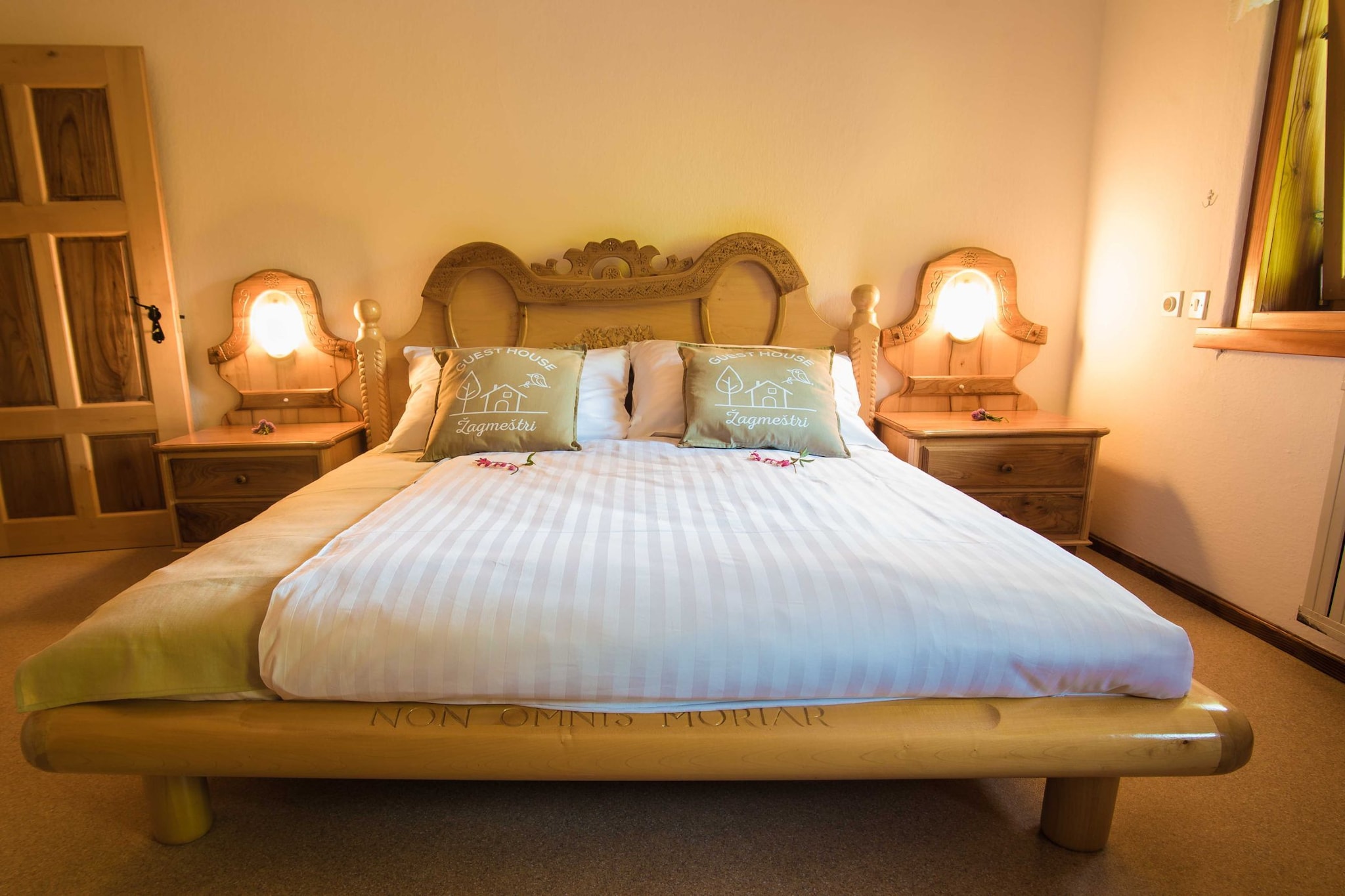 Rustic Authentic Holiday Home with Terrace and Wood Stove - Three Bedroom Holiday Home with Terrace-Chambre