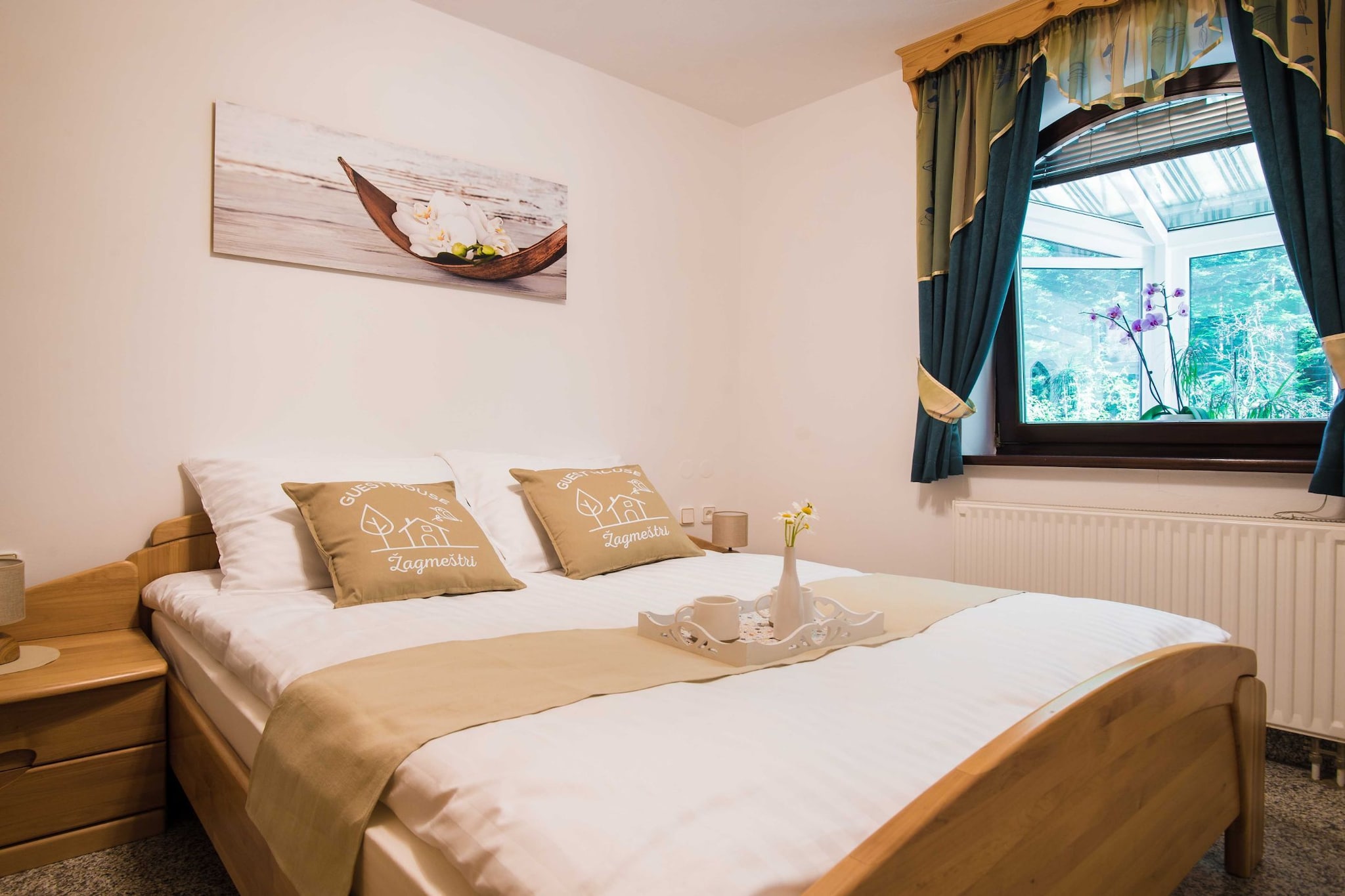 Rustic Authentic Holiday Home with Terrace and Wood Stove - Three Bedroom Holiday Home with Terrace-Chambre