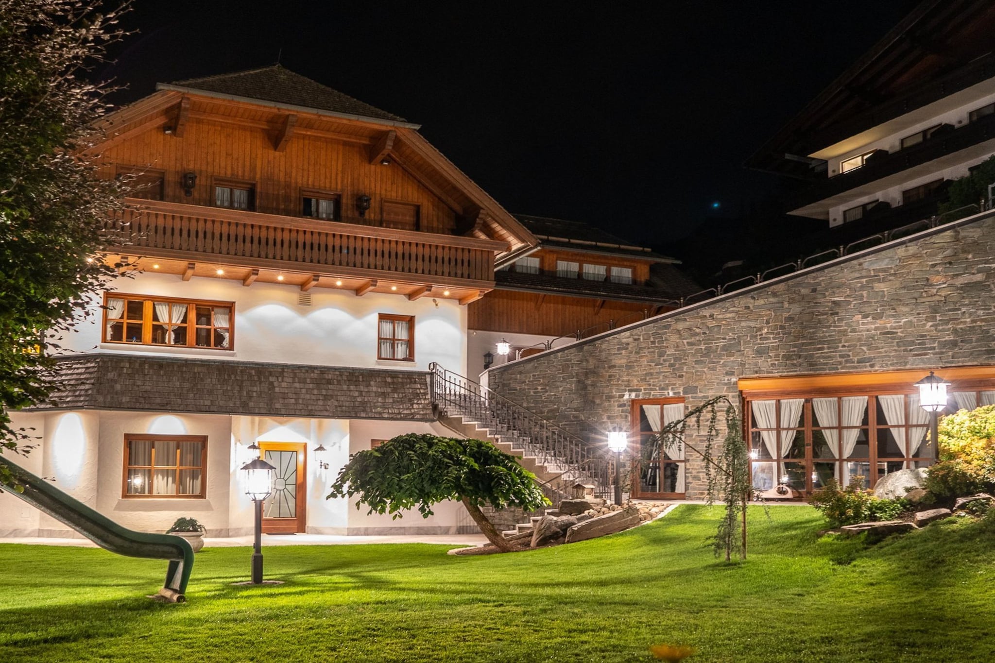 Bad Kleinkirchheim Lush and Spacious Villa with Indoor Pool and Wellness - Seven Bedroom Villa-Outdoor