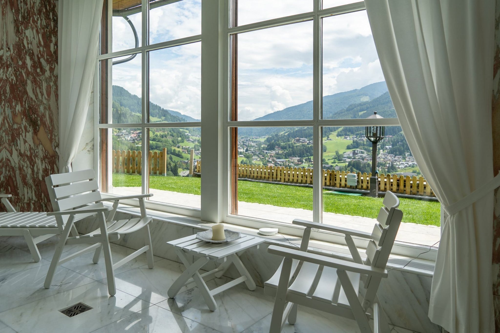 Bad Kleinkirchheim Lush and Spacious Villa with Indoor Pool and Wellness - Seven Bedroom Villa-Swimming pool