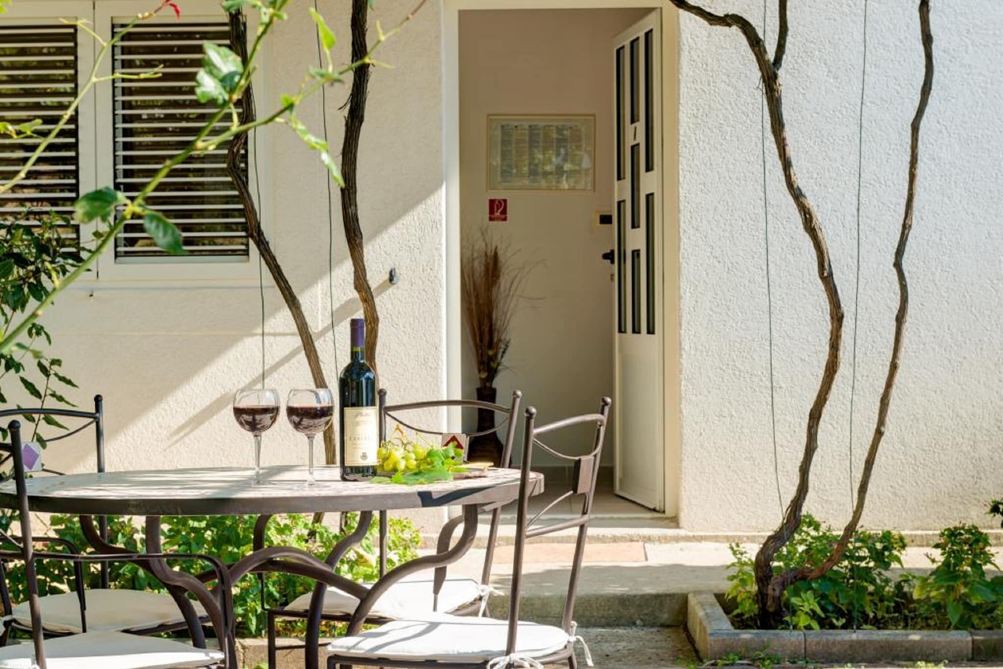 Apartments Tafra - One Bedroom Apartment 4-Terrasse