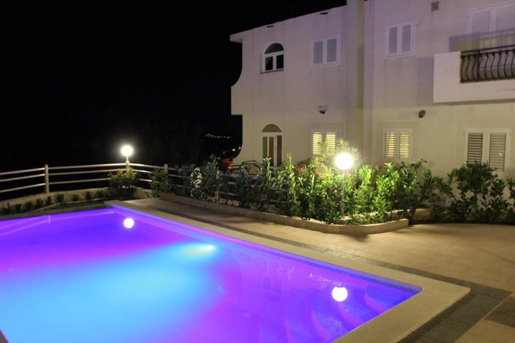 Apartments Tafra - One Bedroom Apartment 4-Piscine