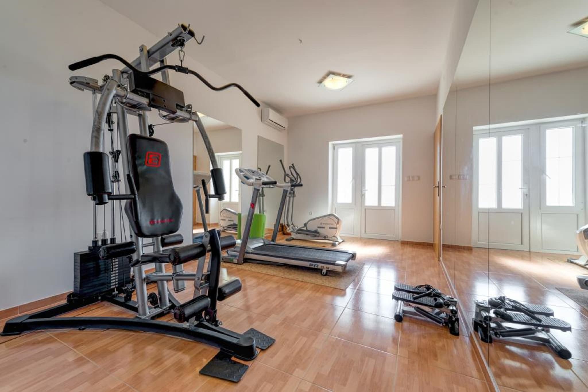 Apartments Tafra - One Bedroom Apartment 4-Salle de sport