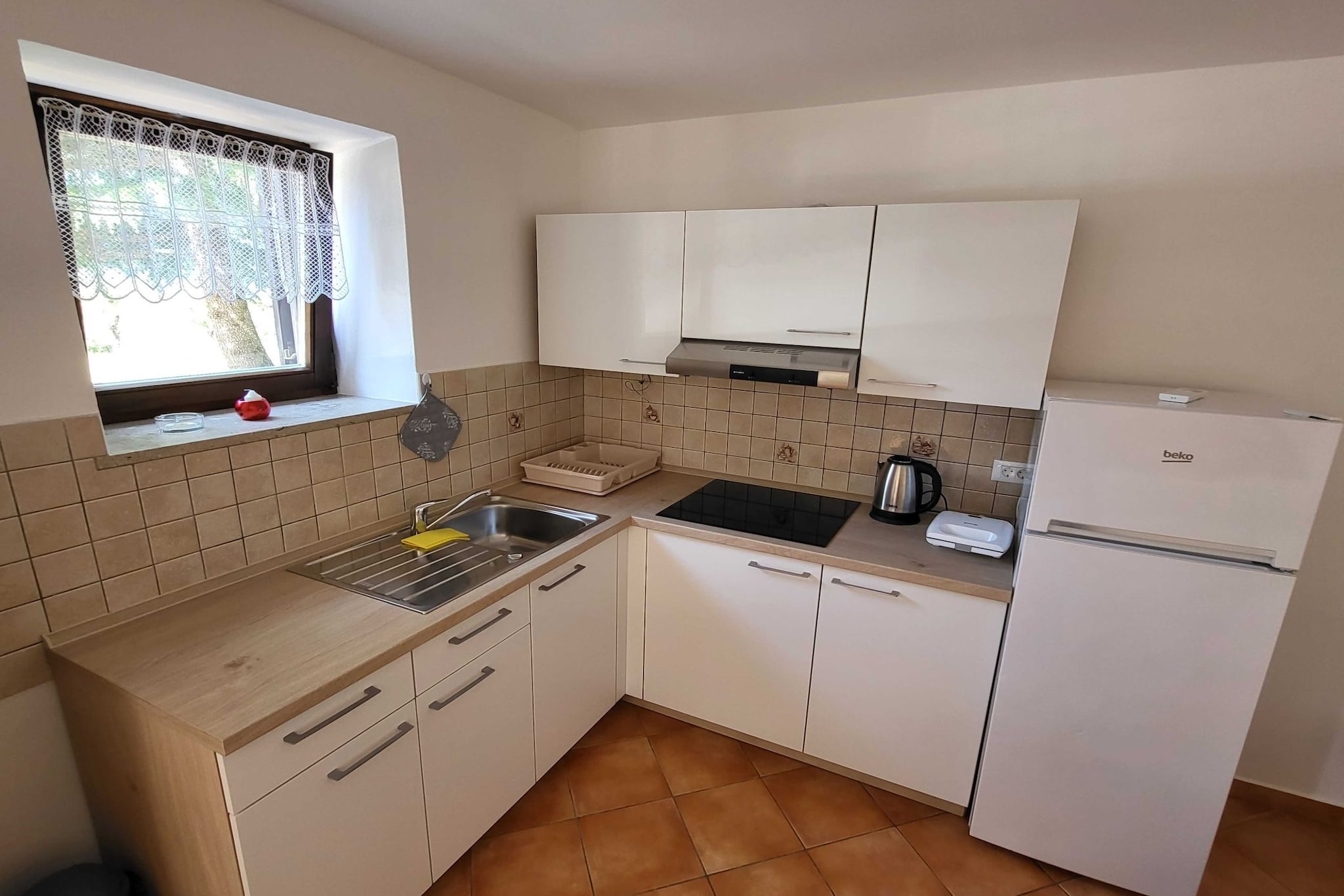 Peaceful Countryside Holiday Home with Terrace - One Bedroom Holiday Home with Terrace-Kitchen