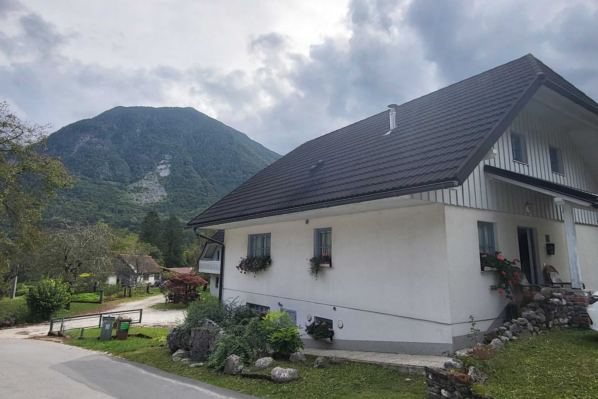 Bovec Comfortable Apartment with Mountain View - One Bedroom Apartment with Mountain View-Extérieur