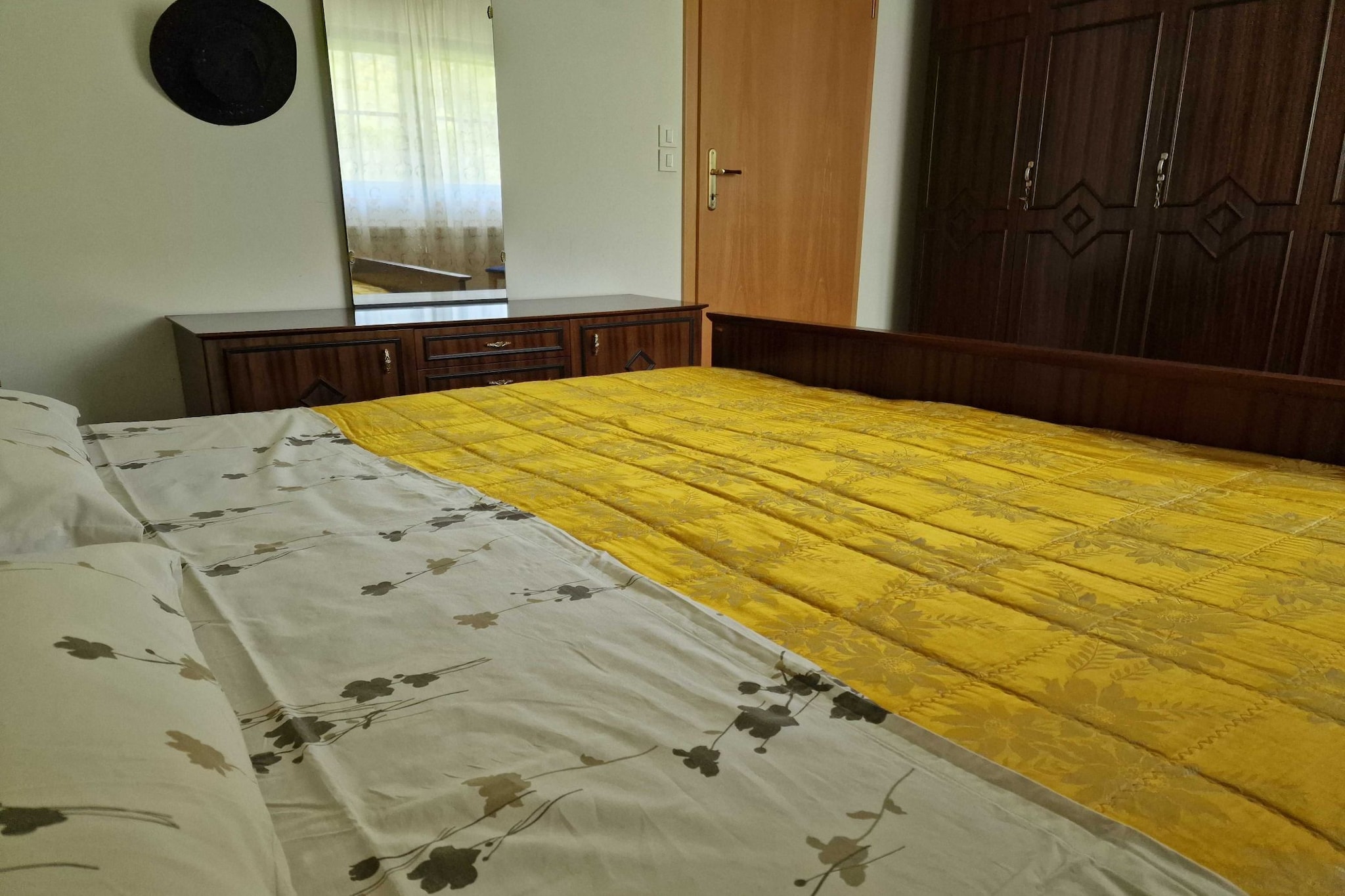 Bovec Comfortable Apartment with Mountain View - One Bedroom Apartment with Mountain View-Chambre
