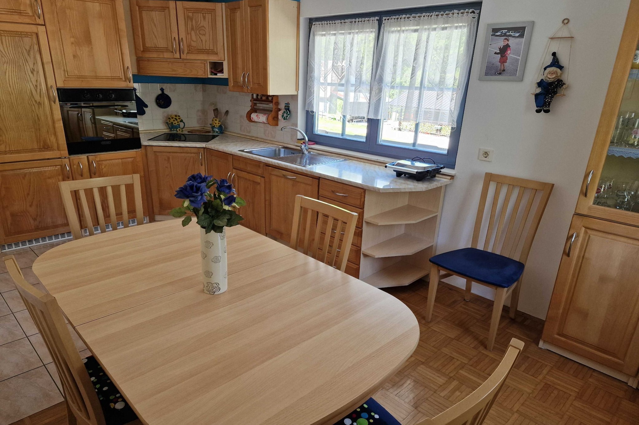 Bovec Comfortable Apartment with Mountain View - One Bedroom Apartment with Mountain View-Cuisine