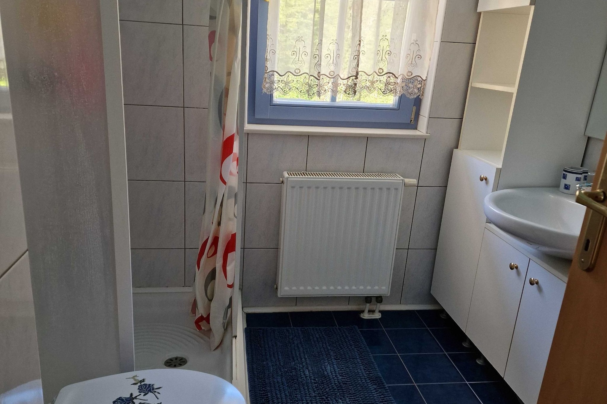 Bovec Comfortable Apartment with Mountain View - One Bedroom Apartment with Mountain View-Salle de bain