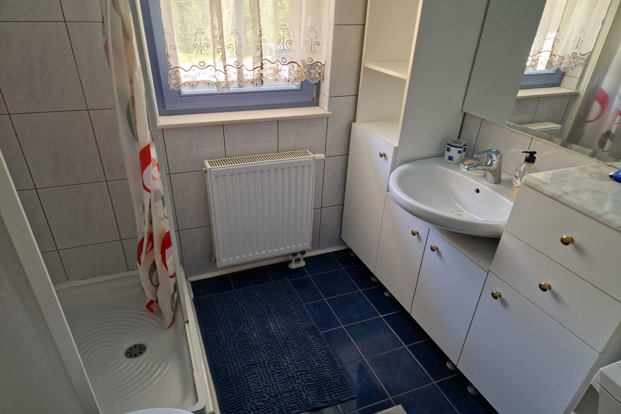 Bovec Comfortable Apartment with Mountain View - One Bedroom Apartment with Mountain View-Salle de bain