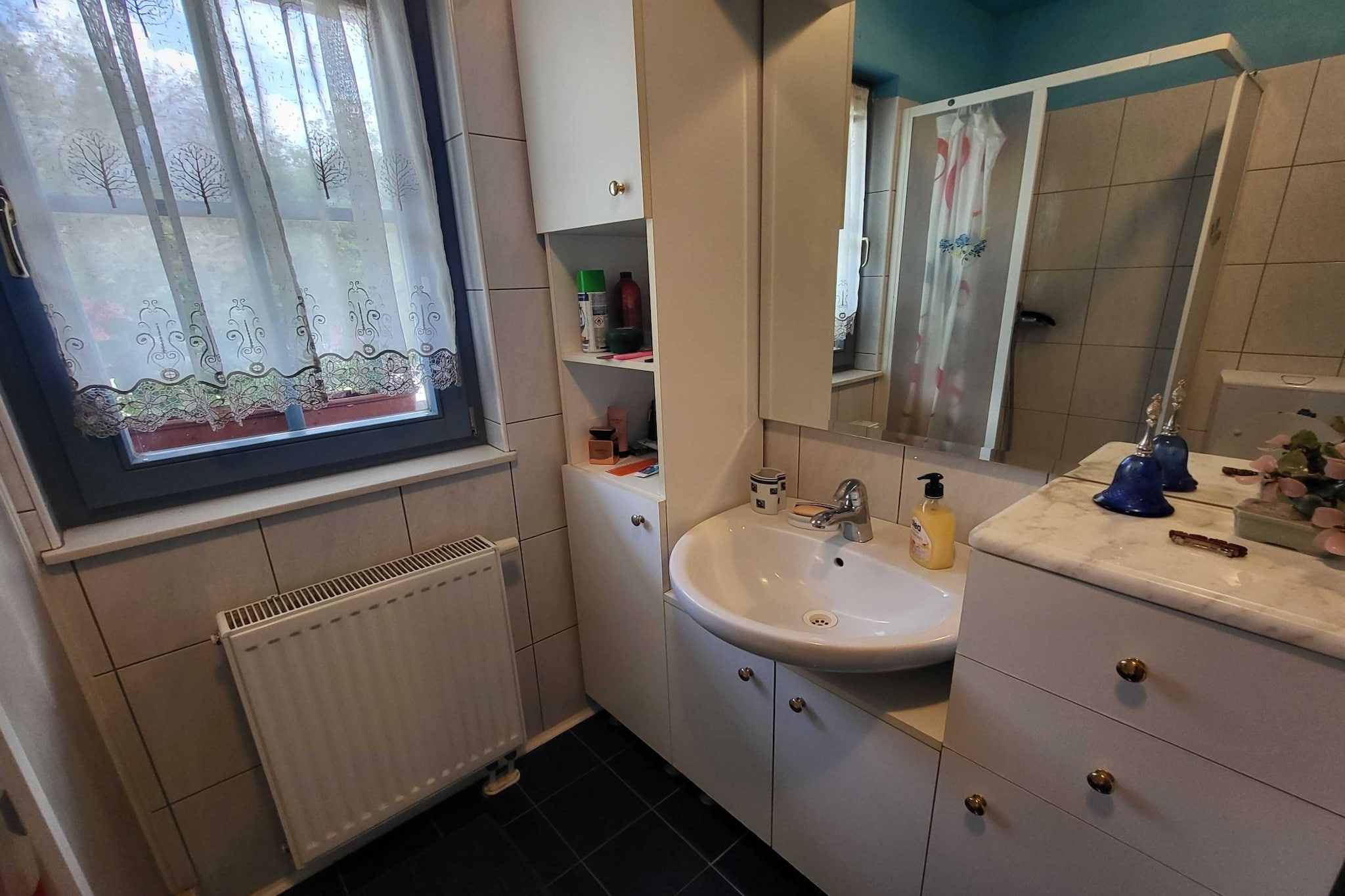 Bovec Comfortable Apartment with Mountain View - One Bedroom Apartment with Mountain View-Salle de bain