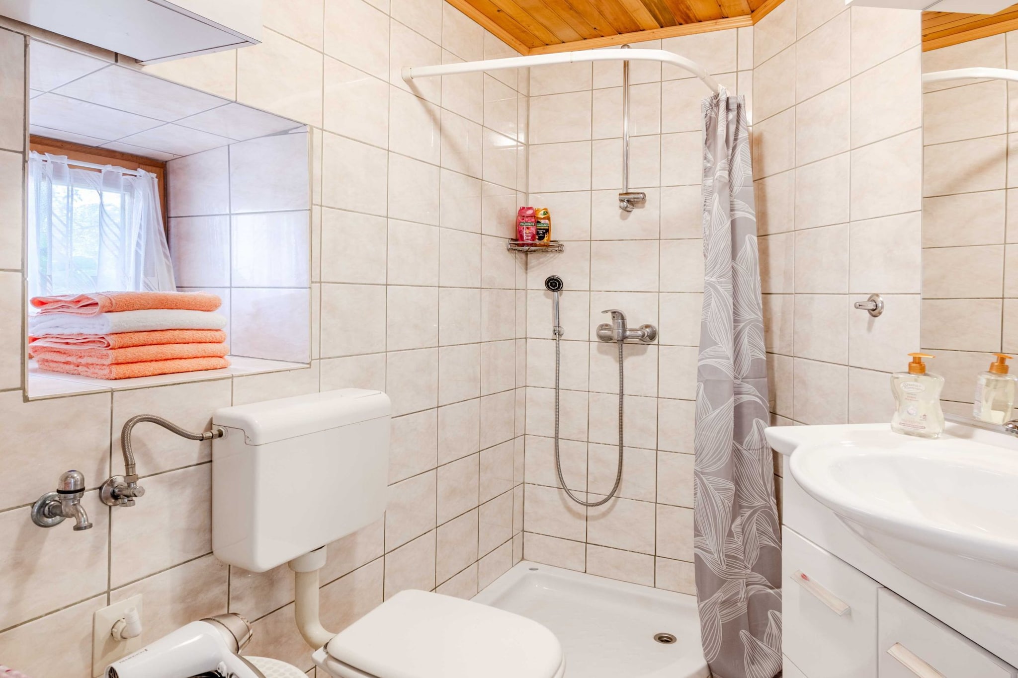 Nature Hideaway Holiday Homes with Sauna - Two Bedroom Holiday Home (owner Liza)-Bathroom