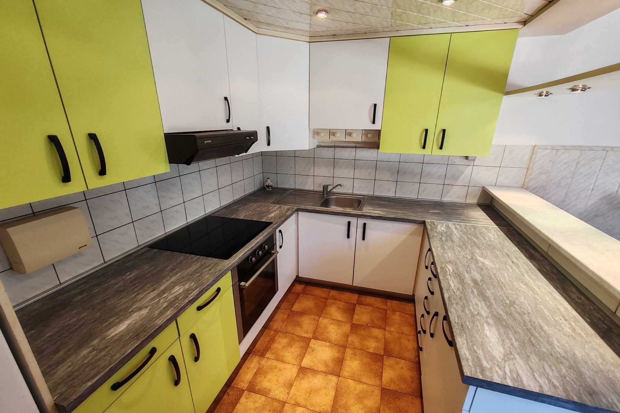 Brezovica Spacious Family-Friendy Apartment - Two Bedroom Apartment with Balcony-Keuken