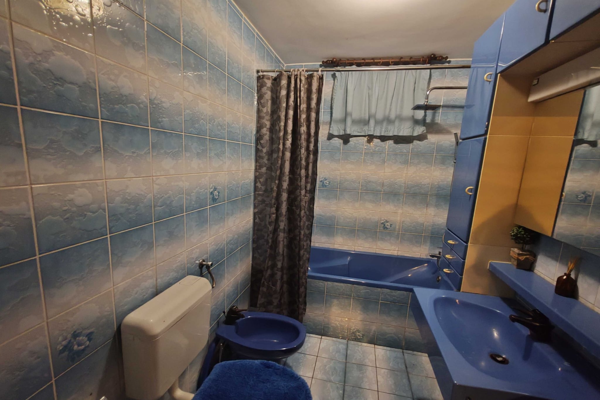 Brezovica Spacious Family-Friendy Apartment - Two Bedroom Apartment with Balcony-Badkamer