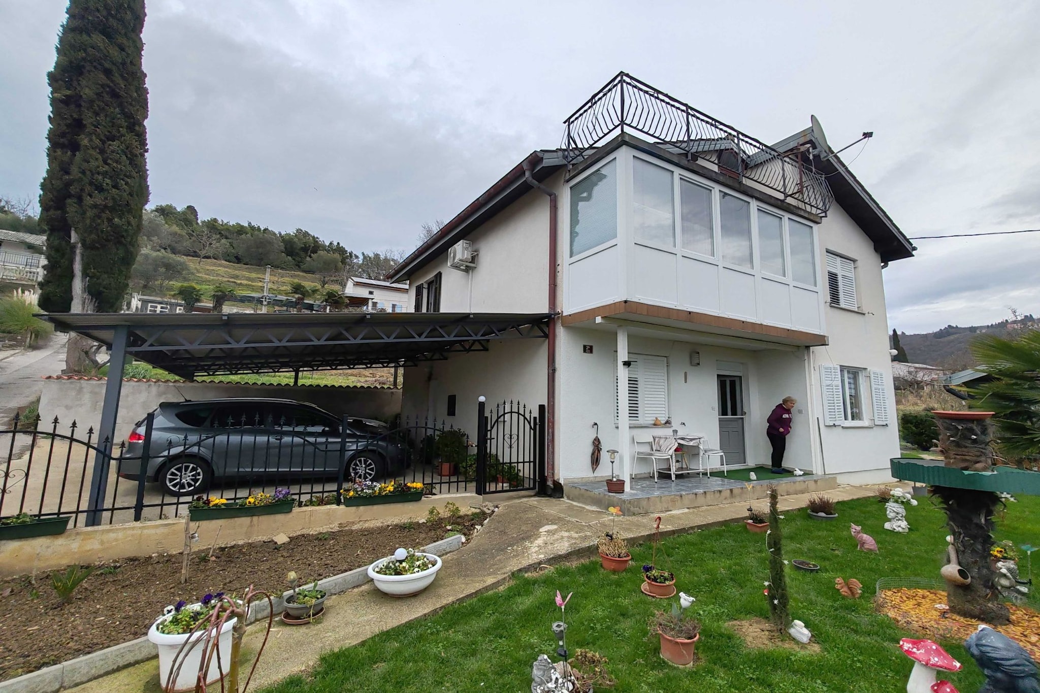 Portoroz Spacious Apartment with Garden and BBQ - Two Bedroom Apartment with Terrace-Buitenlucht