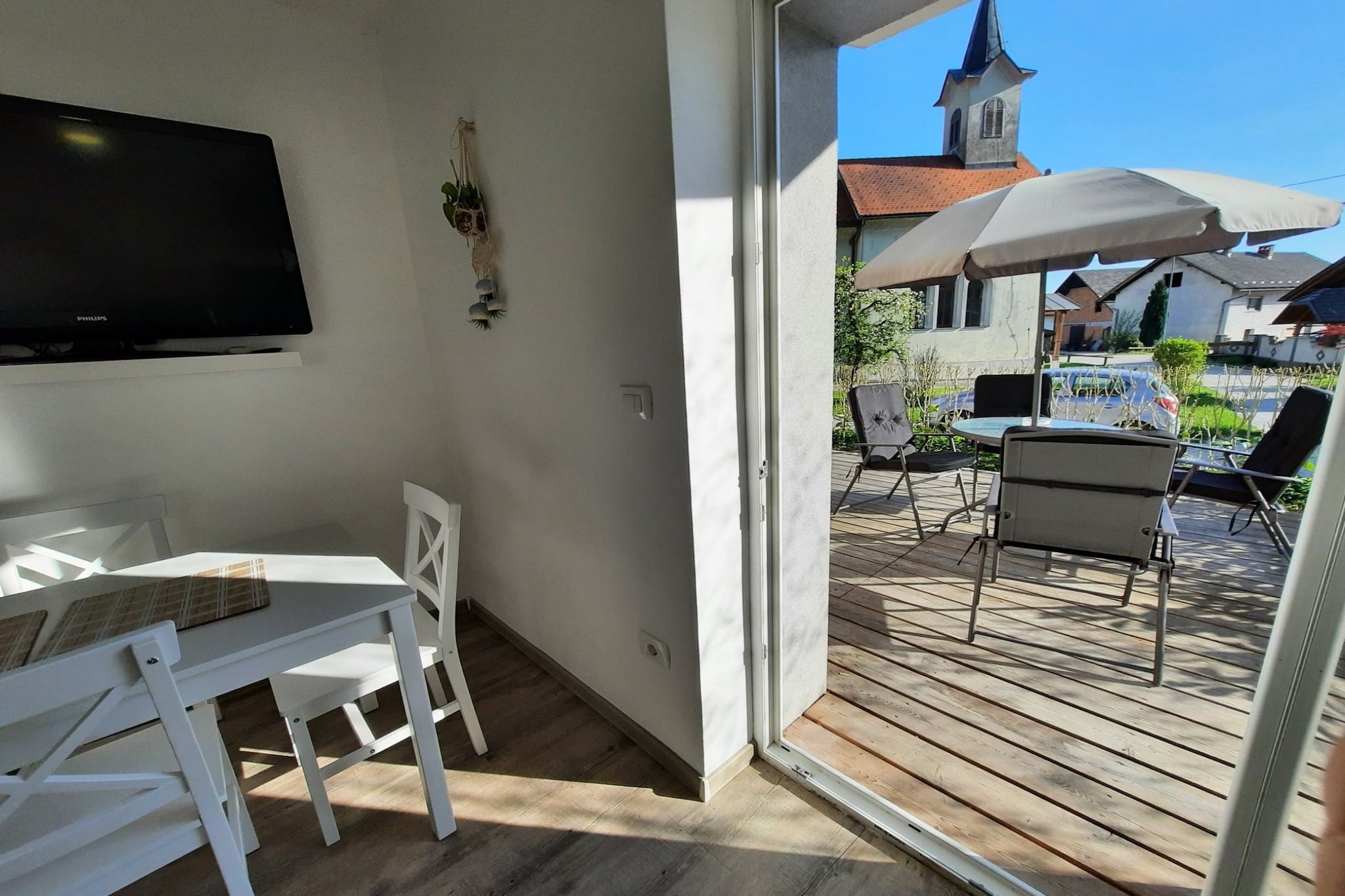 Modern and Pleasant Kamnik Apartment with Terrace - One Bedroom Apartment with Terrace-Kitchen