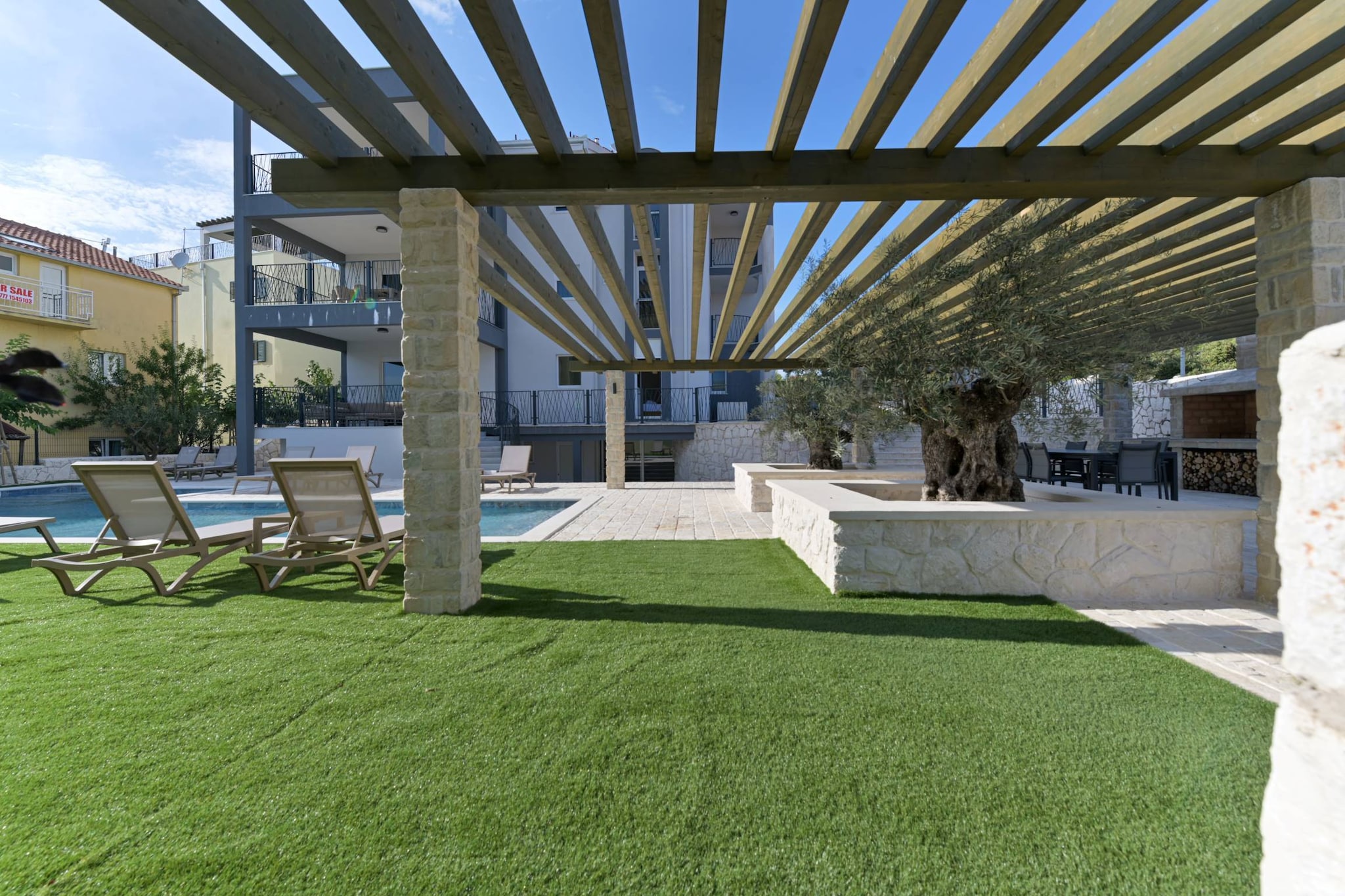 Luxury Living at Horizon Retreat - Comfort Two Bedroom Apartment  (owner Central S4)