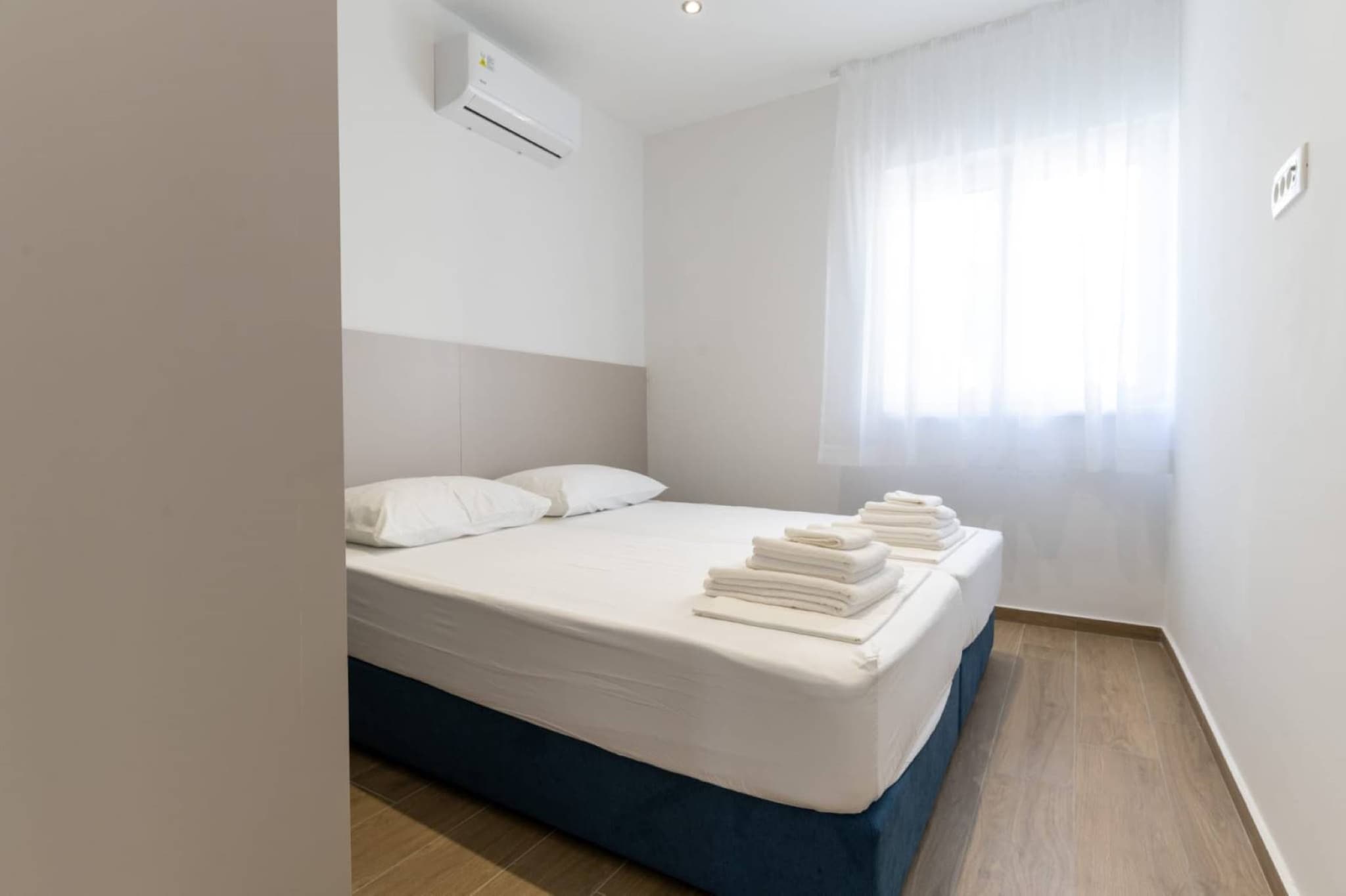 Luxury Living at Horizon Retreat - Comfort Two Bedroom Apartment  (owner Central S4)-Schlafzimmer