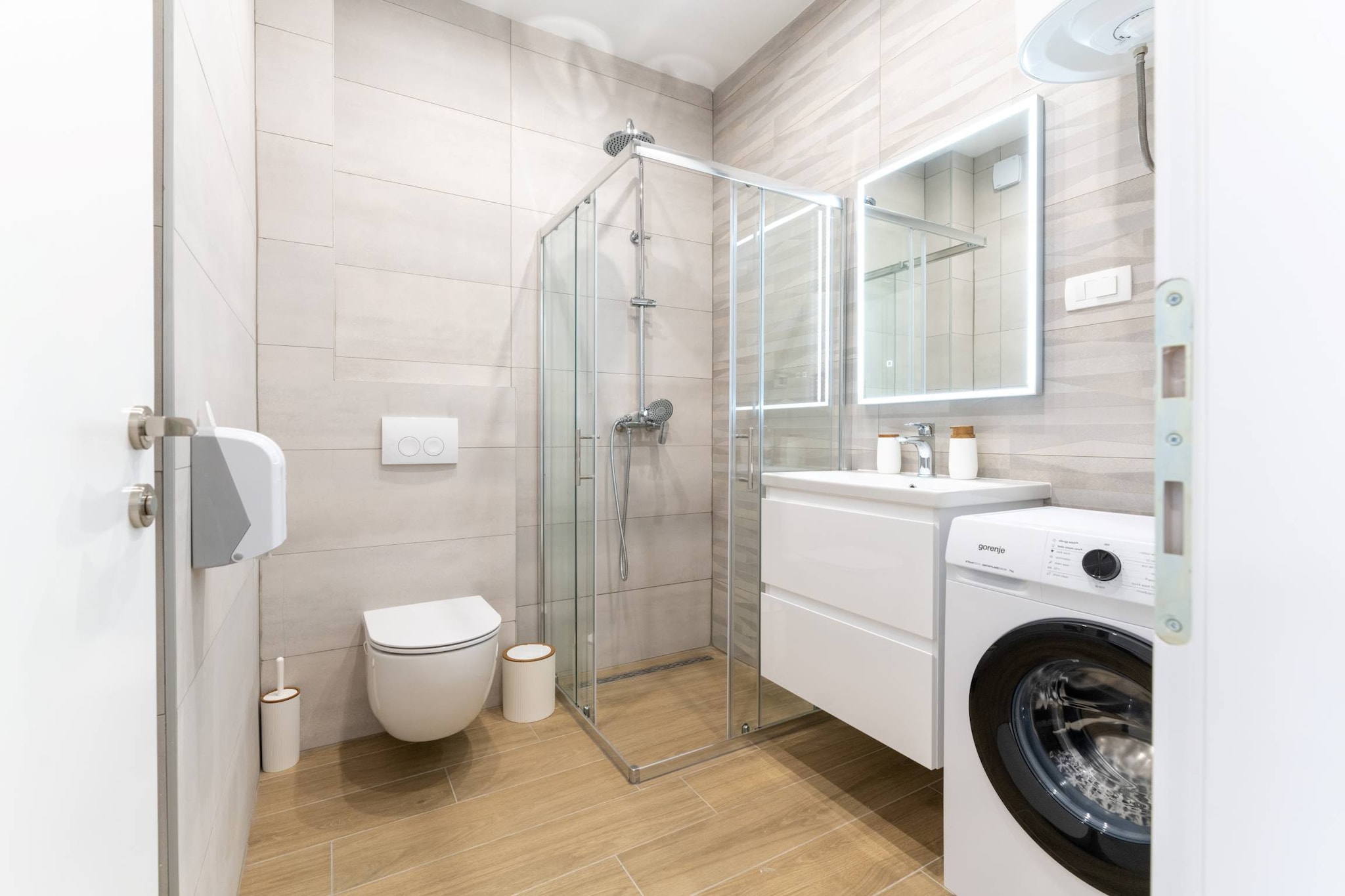 Luxury Living at Horizon Retreat - Comfort Two Bedroom Apartment  (owner Central S4)-Badezimmer