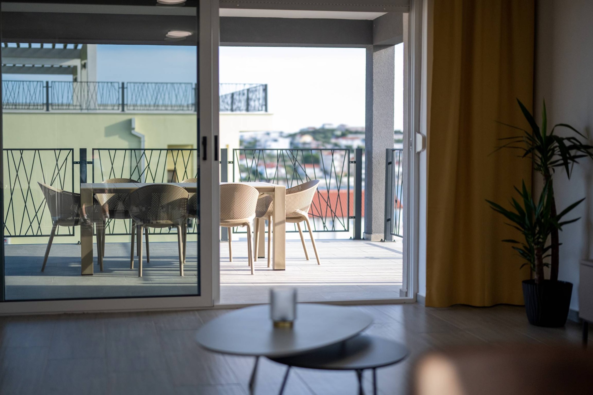 Luxury Living at Horizon Retreat - Comfort Three Bedroom Apartment (owner Central S8)