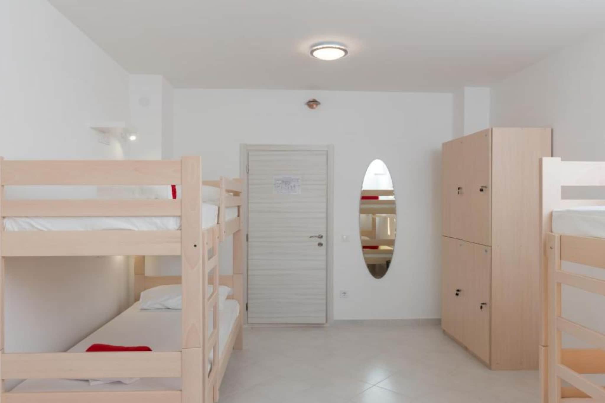 Hostel Free Bird - Bed in Four Bed Mixed Dormitory Room 2  (C)-Bedroom