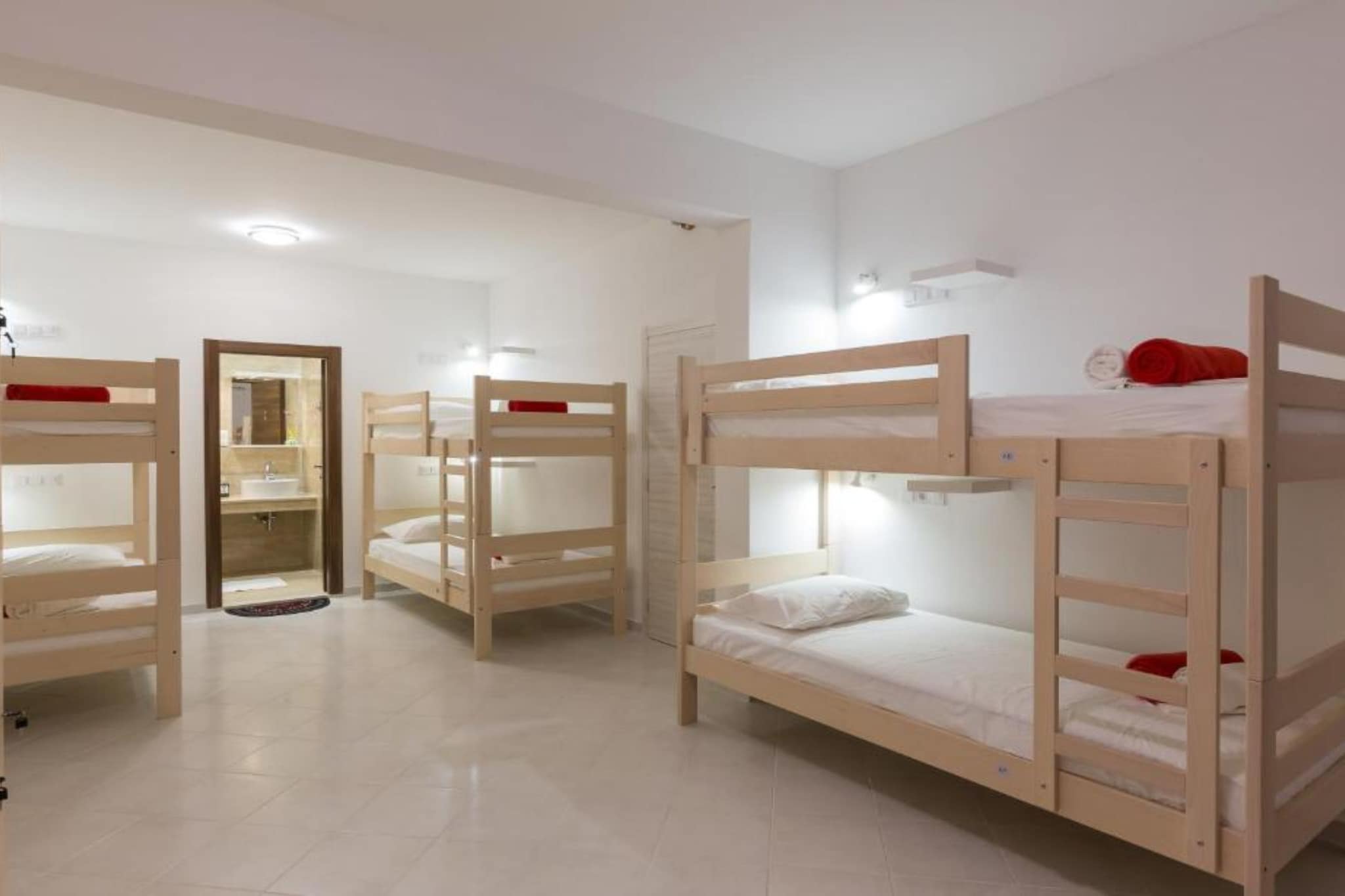 Hostel Free Bird - Bed in Four Bed Mixed Dormitory Room 2  (C)-Bedroom