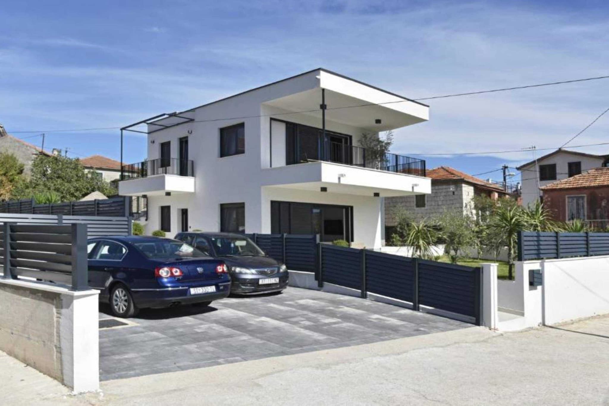 Luxury Slatine Apartments with Terrace and Garden - One Bedroom Apartment with Terrace-Extérieur