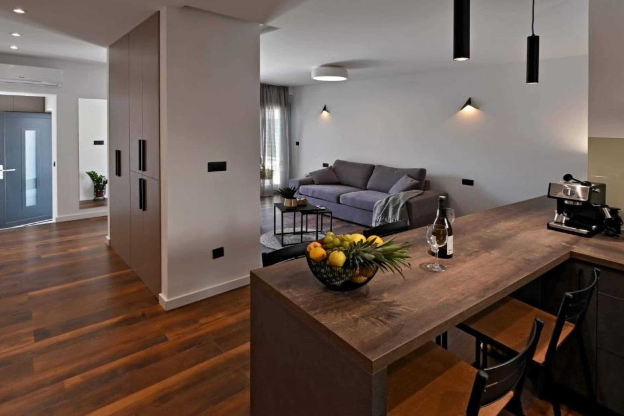 Luxury Slatine Apartments with Terrace and Garden - One Bedroom Apartment with Terrace-Salon