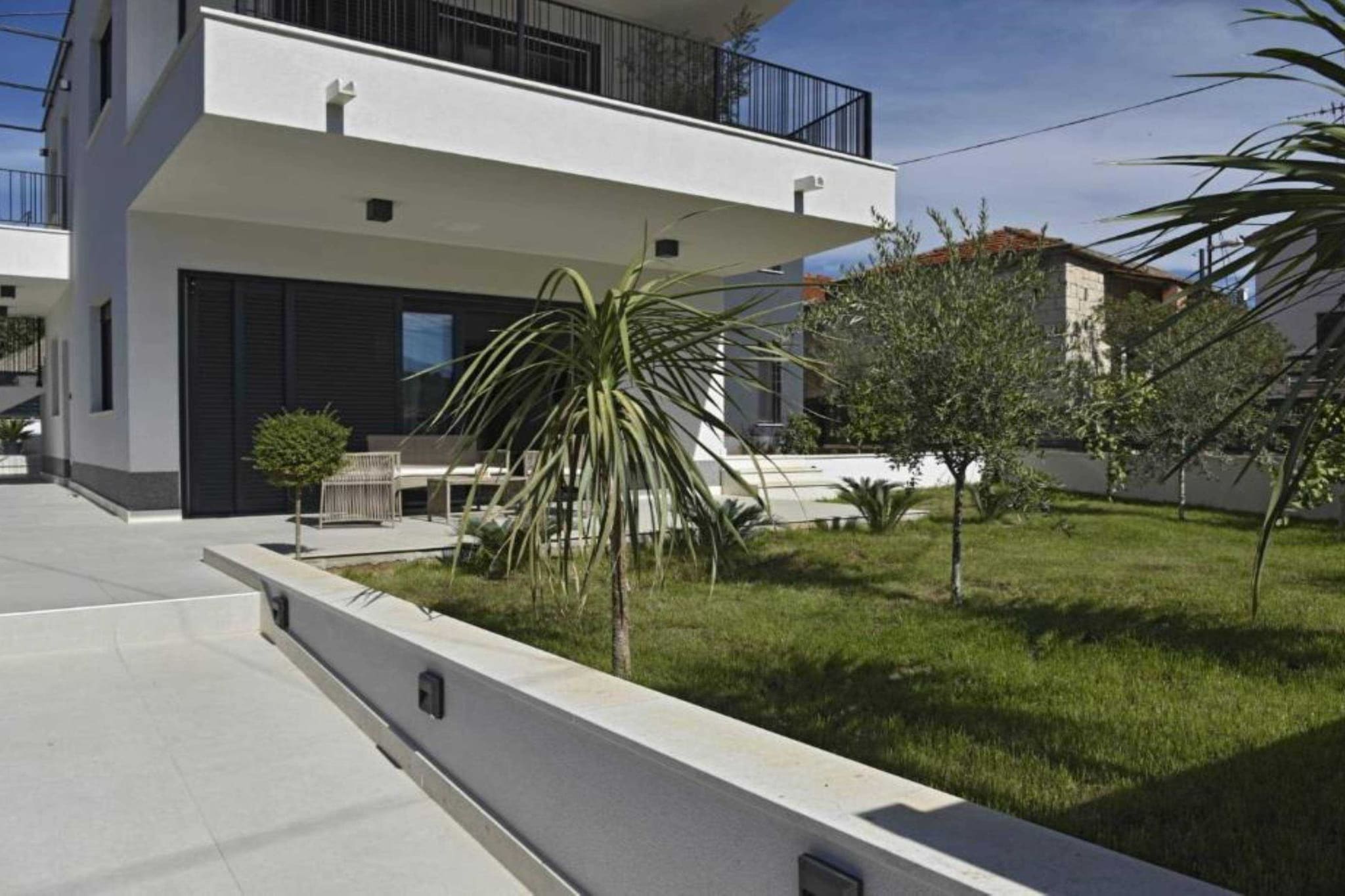 Luxury Slatine Apartments with Terrace and Garden - Two Bedroom Apartment with Terrace-Extérieur