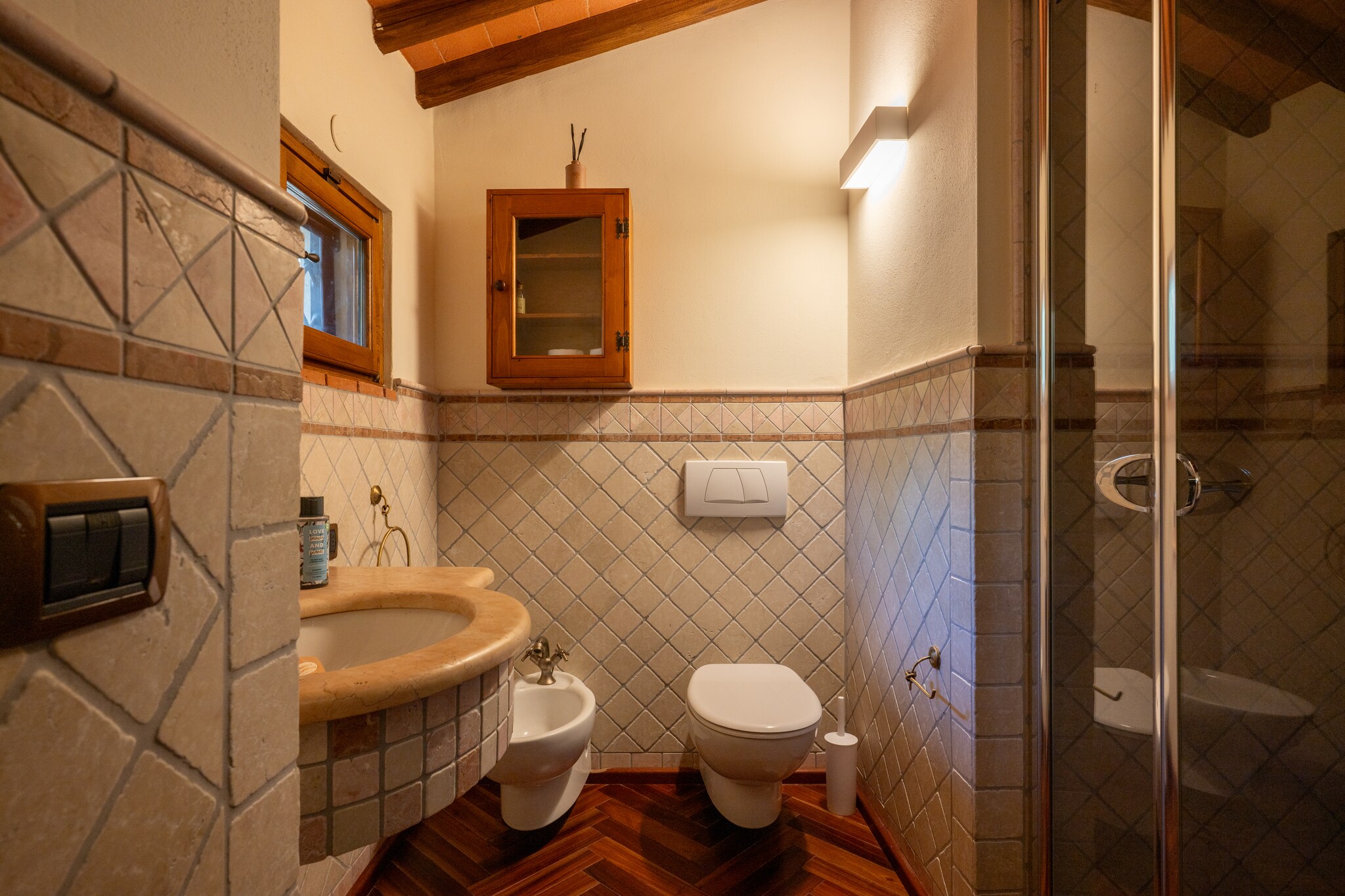 Tenuta del Serra-Badkamer