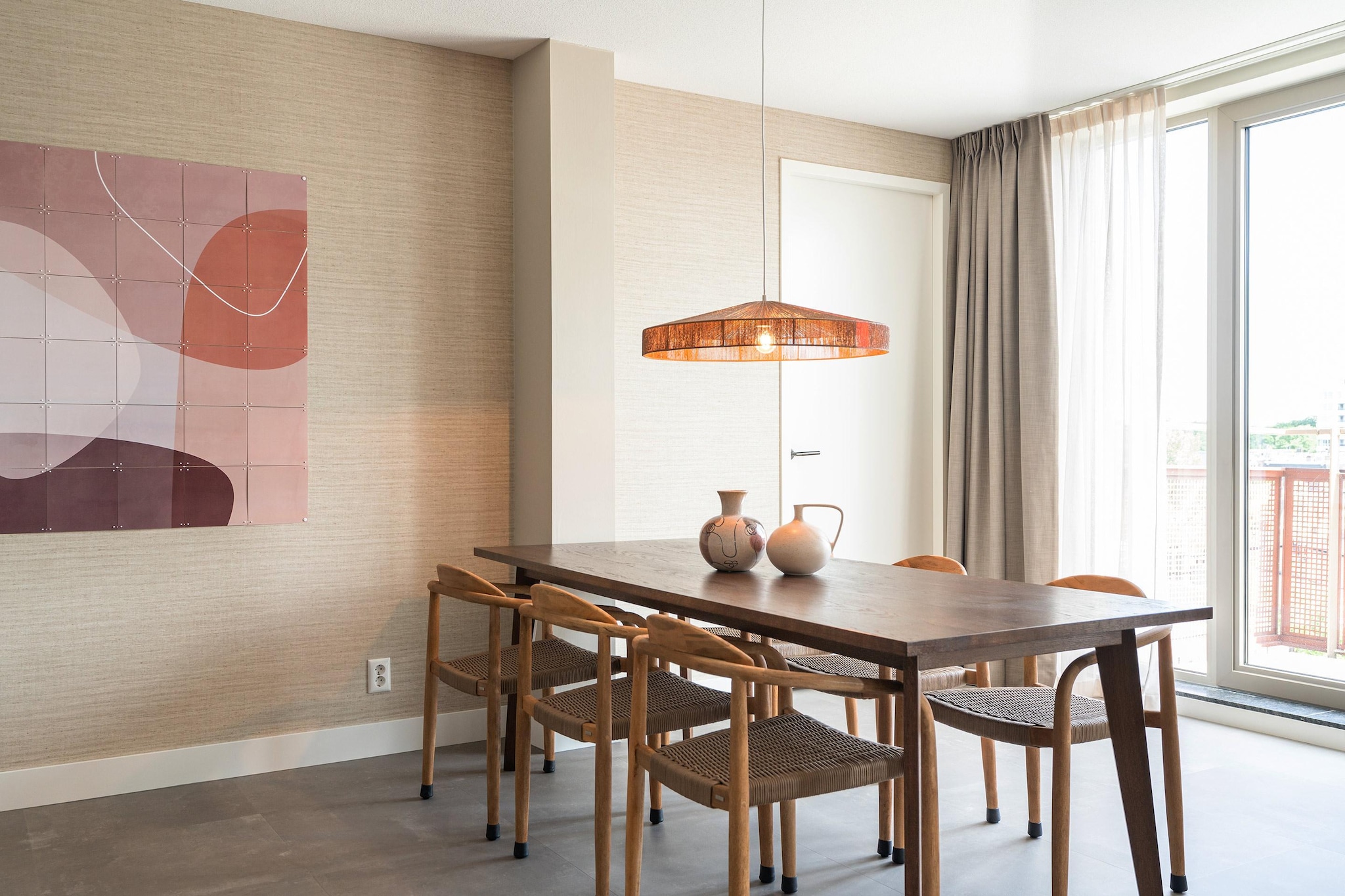 These spacious 2-bedroom apartments, each measuring 91 mÂ², provide a generous alternative to the smaller units, offering ample space for up to 4 guests. They are perfect for both short and extended stays, providing a comfortable and stylish environment. Upon entering, you will immediately be greeted by a warm and inviting atmosphere, characterized by a harmonious blend of natural colors, materials, and contemporary technology that enhances the overall living experience.

The apartment includes a fully equipped kitchen, a spacious dining area, a cozy sofa, and a large SMART TV with Chromecast for your entertainment. Both bedrooms are generously sized, featuring comfortable beds, SMART TVs with Chromecast, desks, and plenty of wardrobe space. The large bathroom is equipped with a shower, double sinks with drawers, a heated mirror, and a toilet. A separate second toilet and a laundry room with a washing machine and dryer add to the apartment's convenience. Additionally, the apartment offers a 4 mÂ² balcony, perfect for relaxing.

BizStay Walden takes sustainability seriously, as the electricity and heat used during your stay are primarily generated by solar panels. This eco-conscious design underlines the building's commitment to being environmentally friendly, making it an ideal choice for guests who value both modern comforts and sustainability.