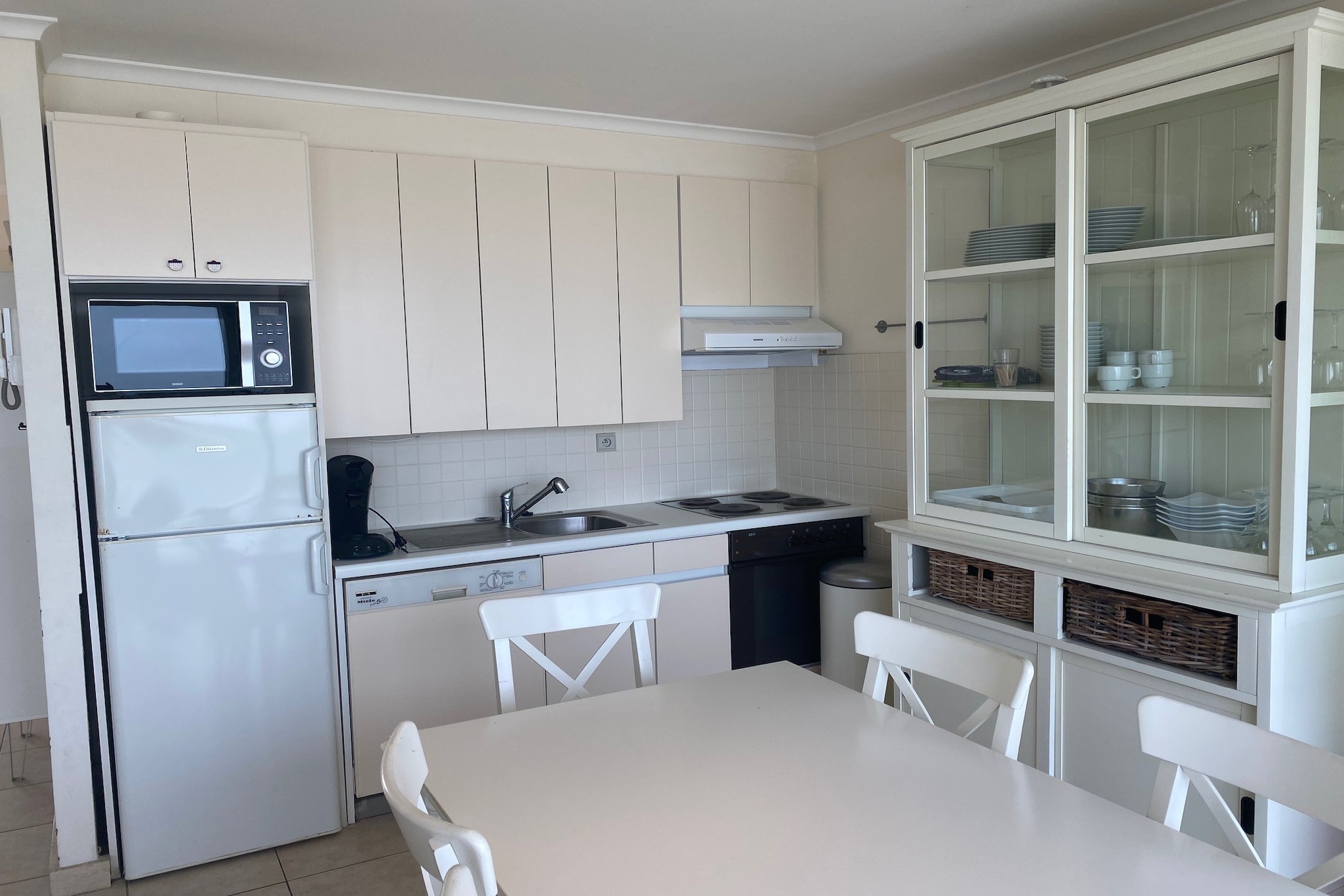 Spinnaker II 0901-Kitchen