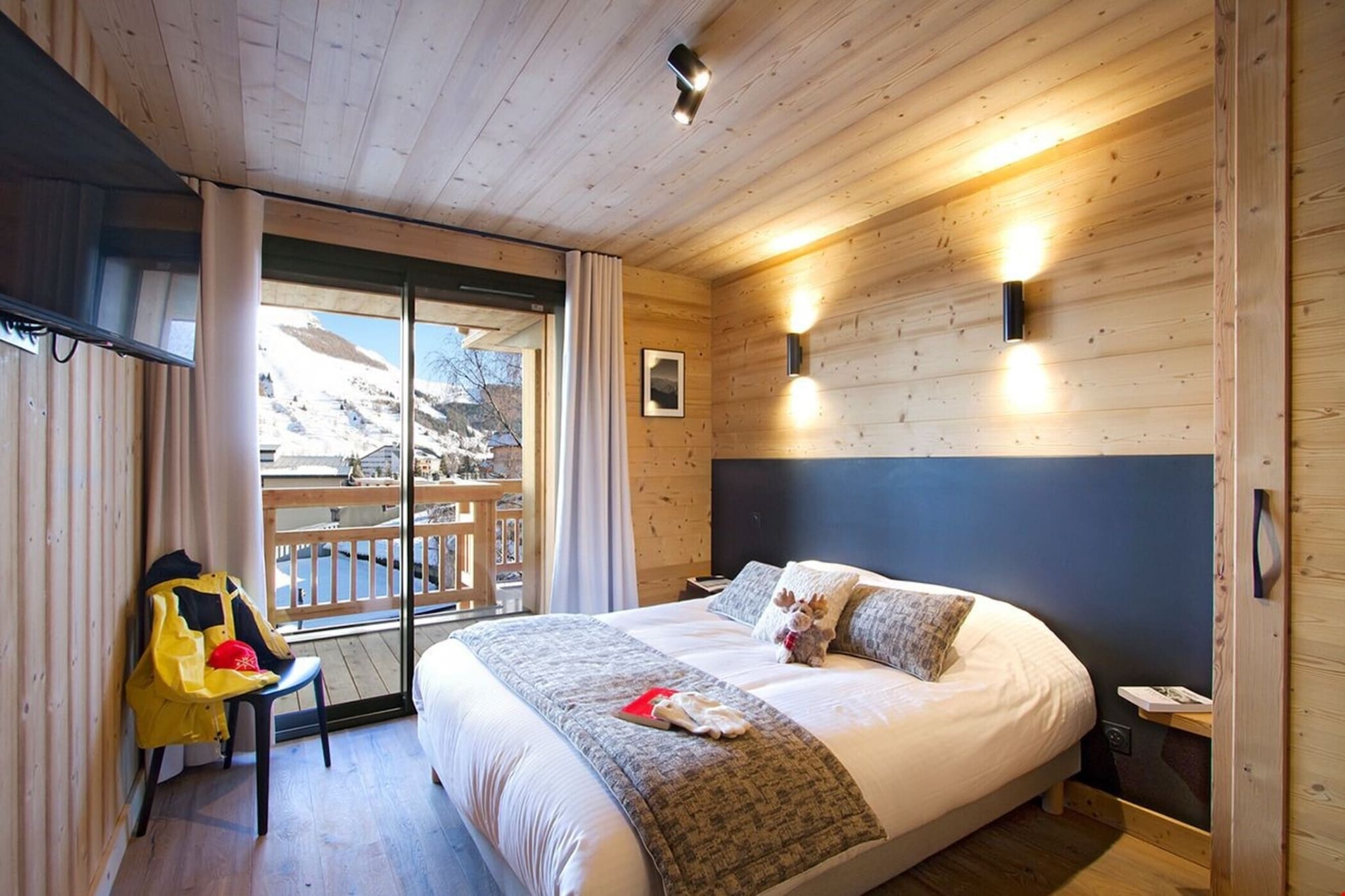 Bed Room