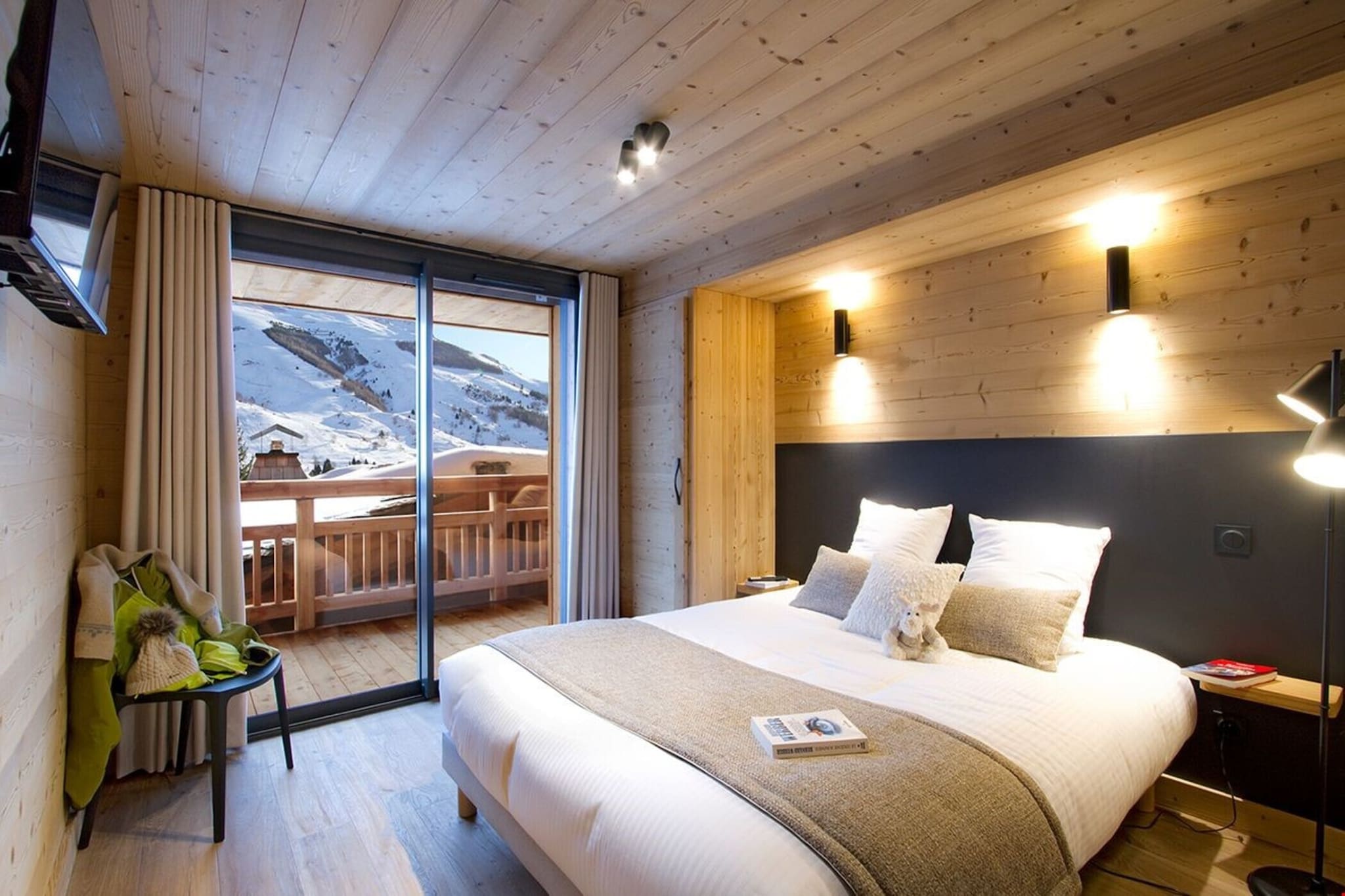 Bed Room