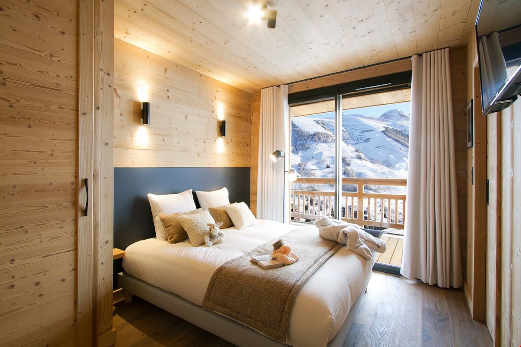 Bed Room